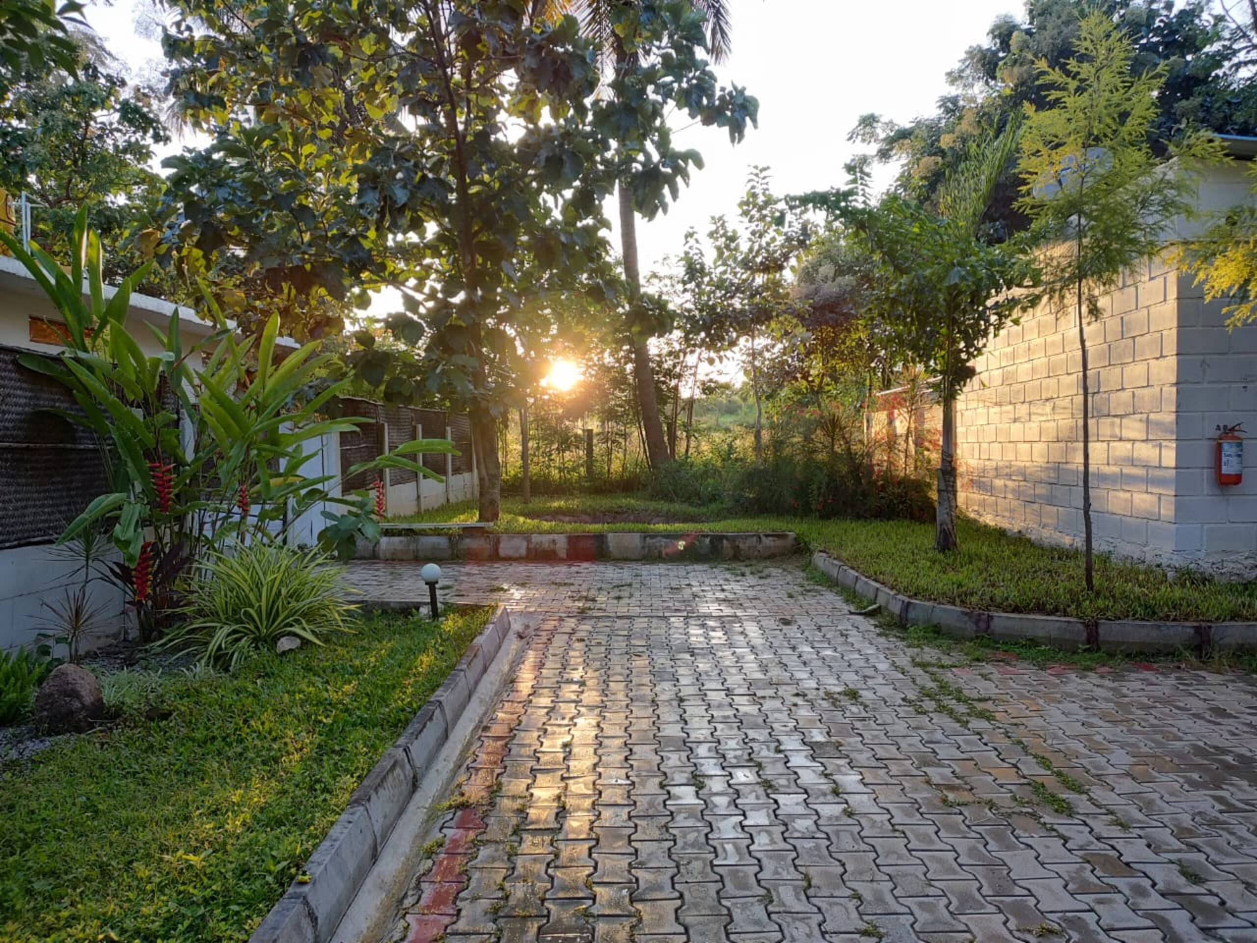 Hide and Teak - Farmstay near Bangalore 1
