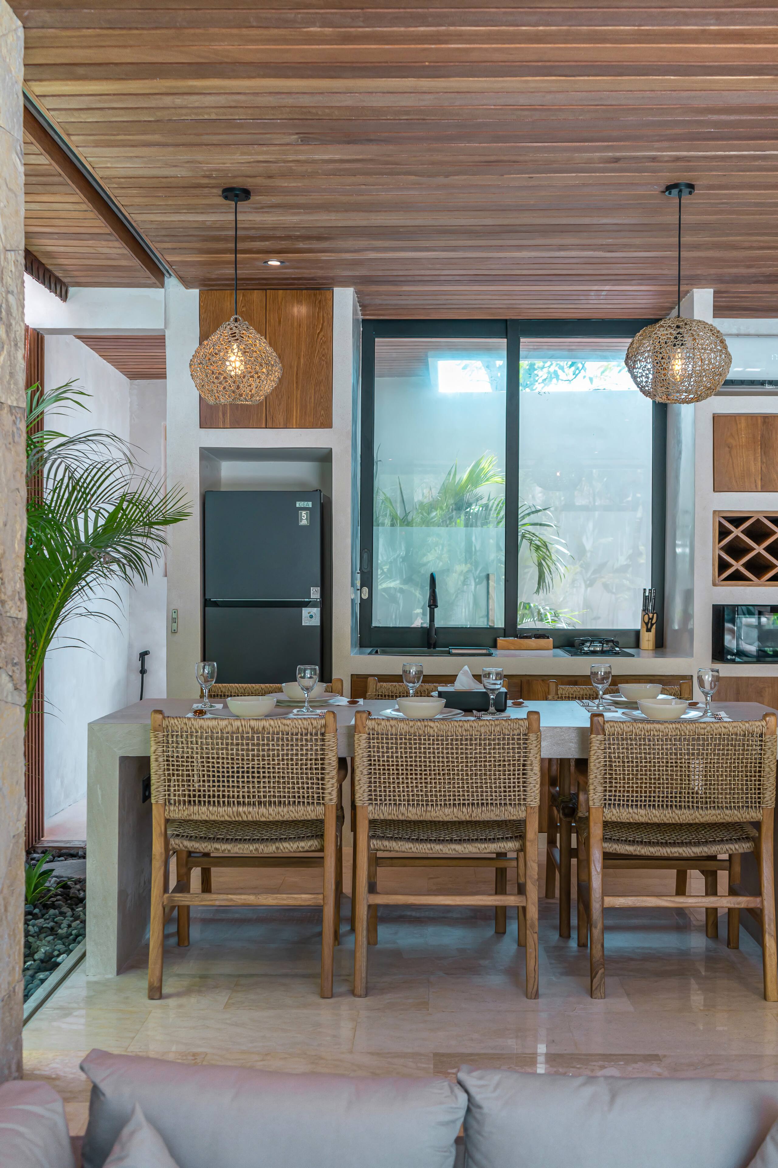 CASA KĀYA – Tropical 1BR Villa Near Bingin Beaches 18