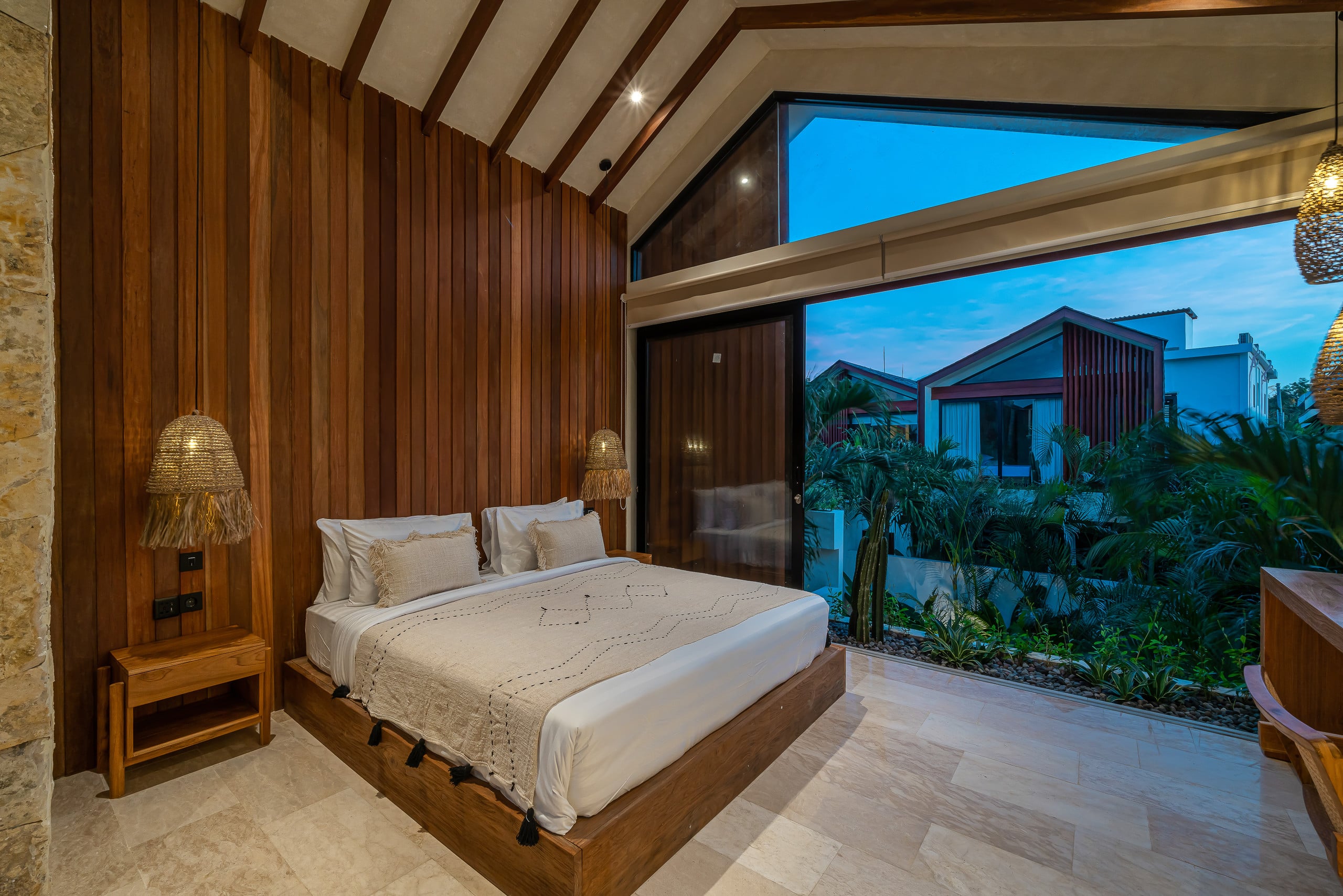 CASA KĀYA – Tropical 1BR Villa Near Bingin Beaches 29