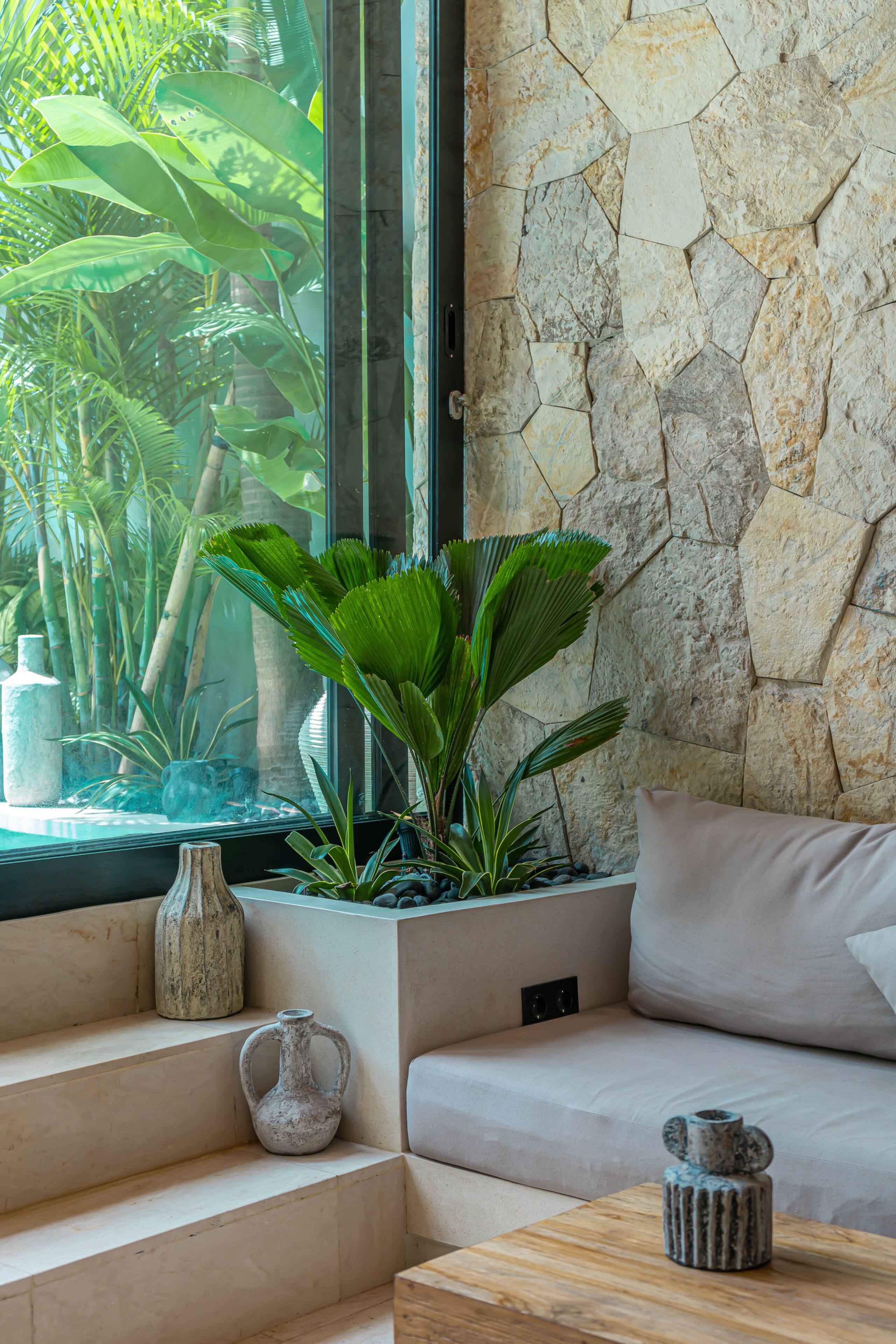 CASA KĀYA – Tropical 1BR Villa Near Bingin Beaches 16