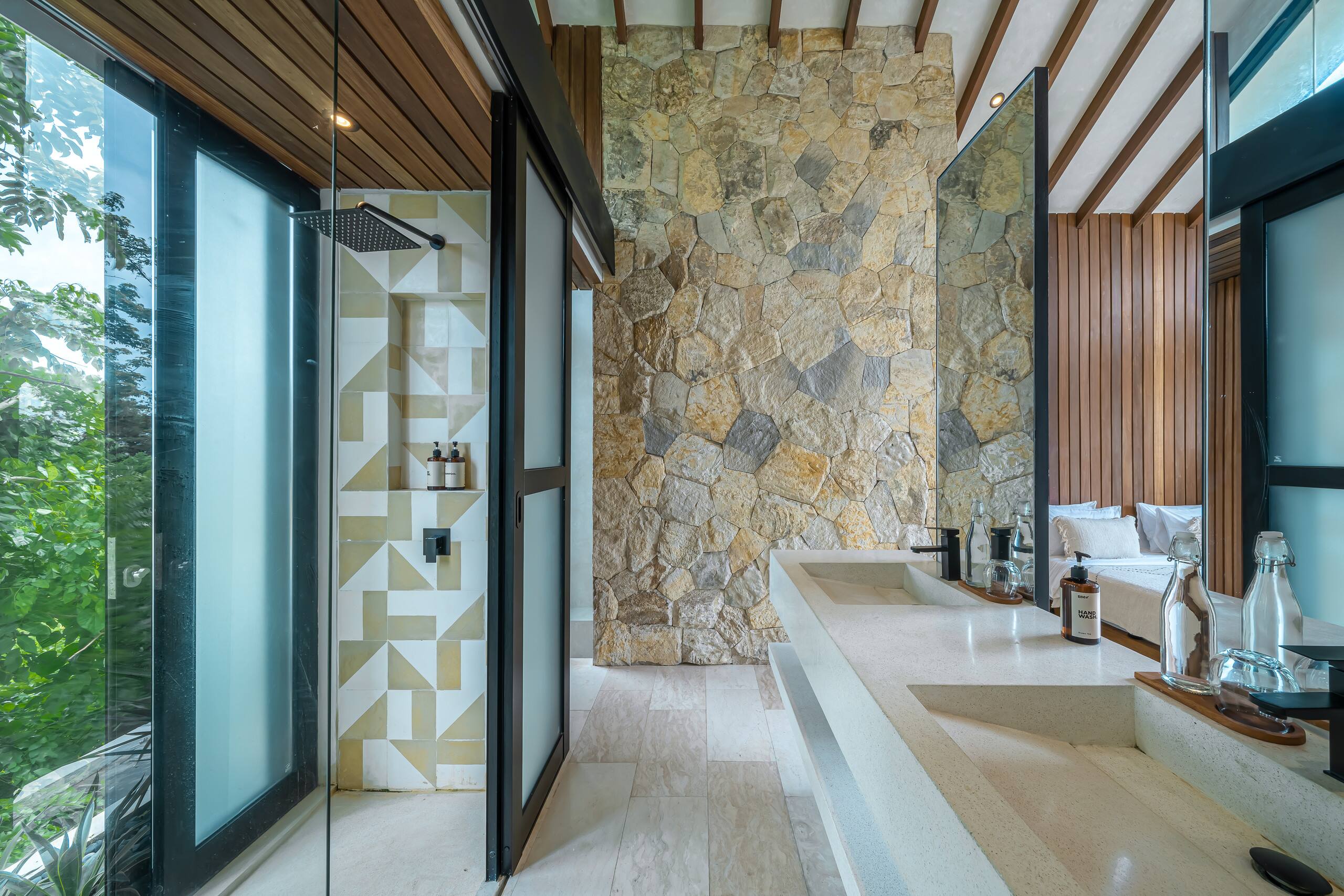 CASA KĀYA – Tropical 1BR Villa Near Bingin Beaches 38