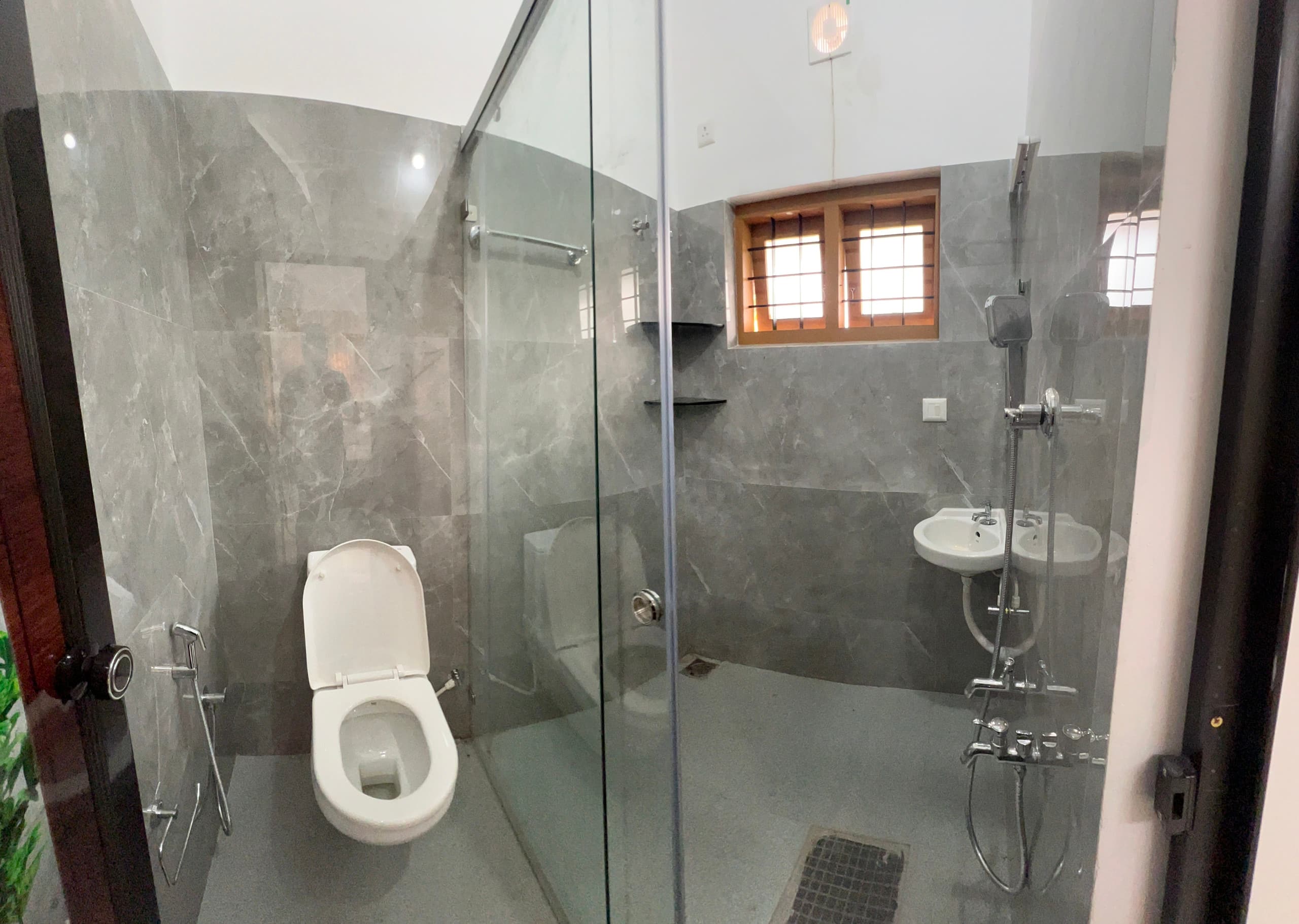 Modern 3BR Home Near Pala 7