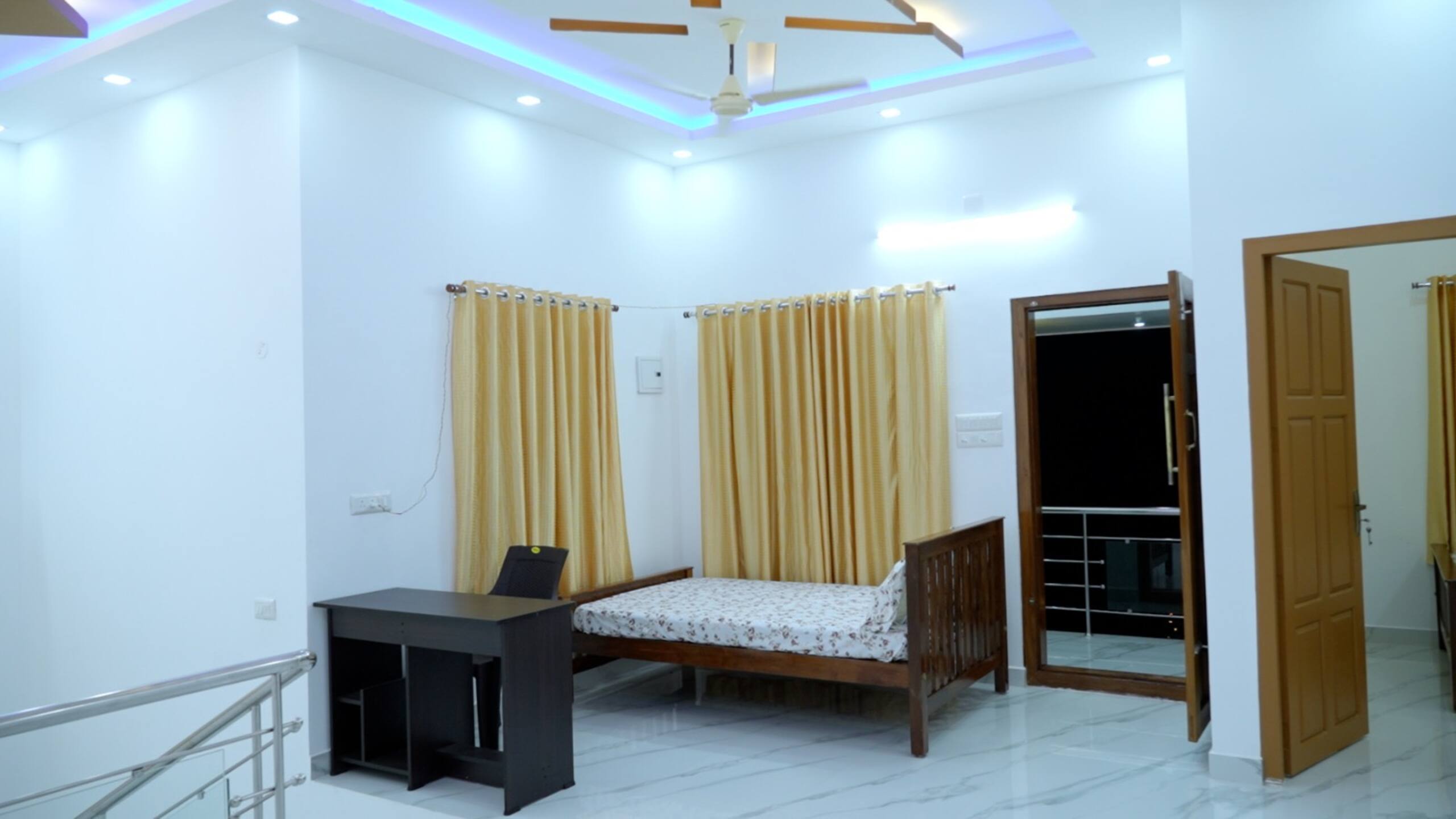 Modern 3BR Home Near Pala 9
