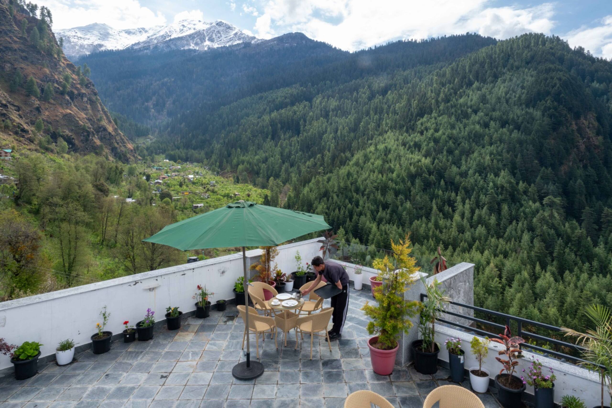 Kensho hills| 3BR Luxury Suite| 360* panorama — photo 3