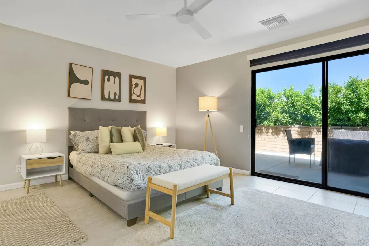 The Springs: Palm Springs, CA 17