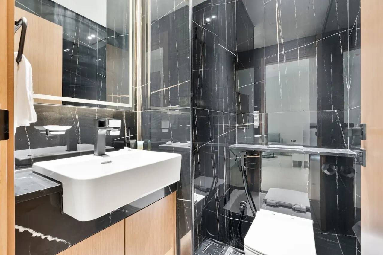Savis Home-Enjoy the City Skyline View 16