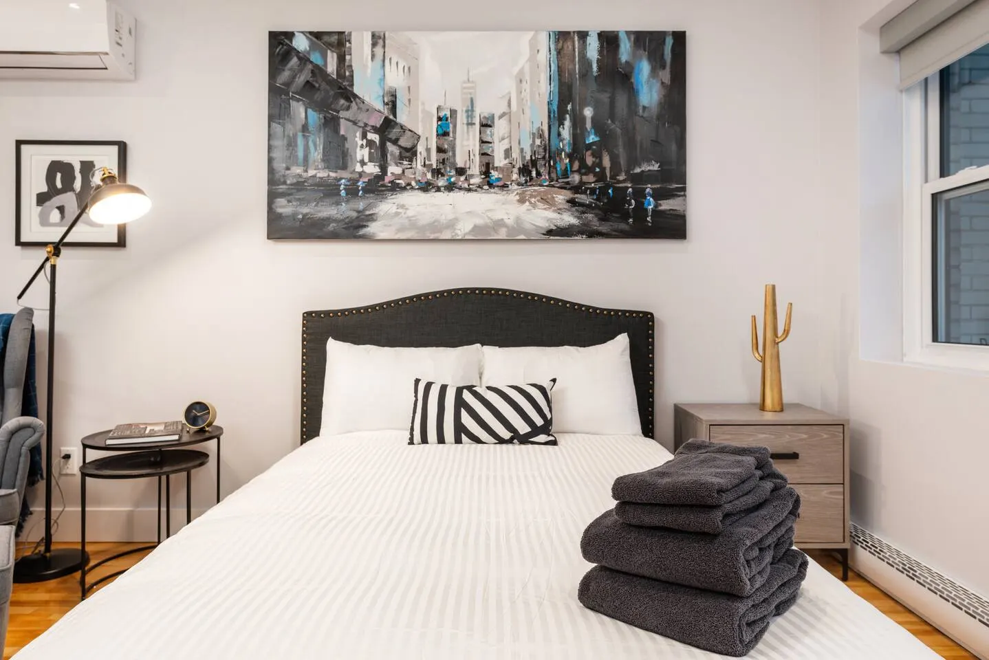 Stunning Flat in the heart of the Plateau 3