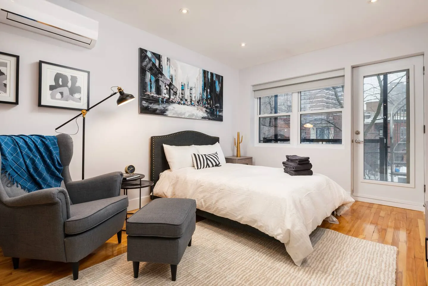 Stunning Flat in the heart of the Plateau 4