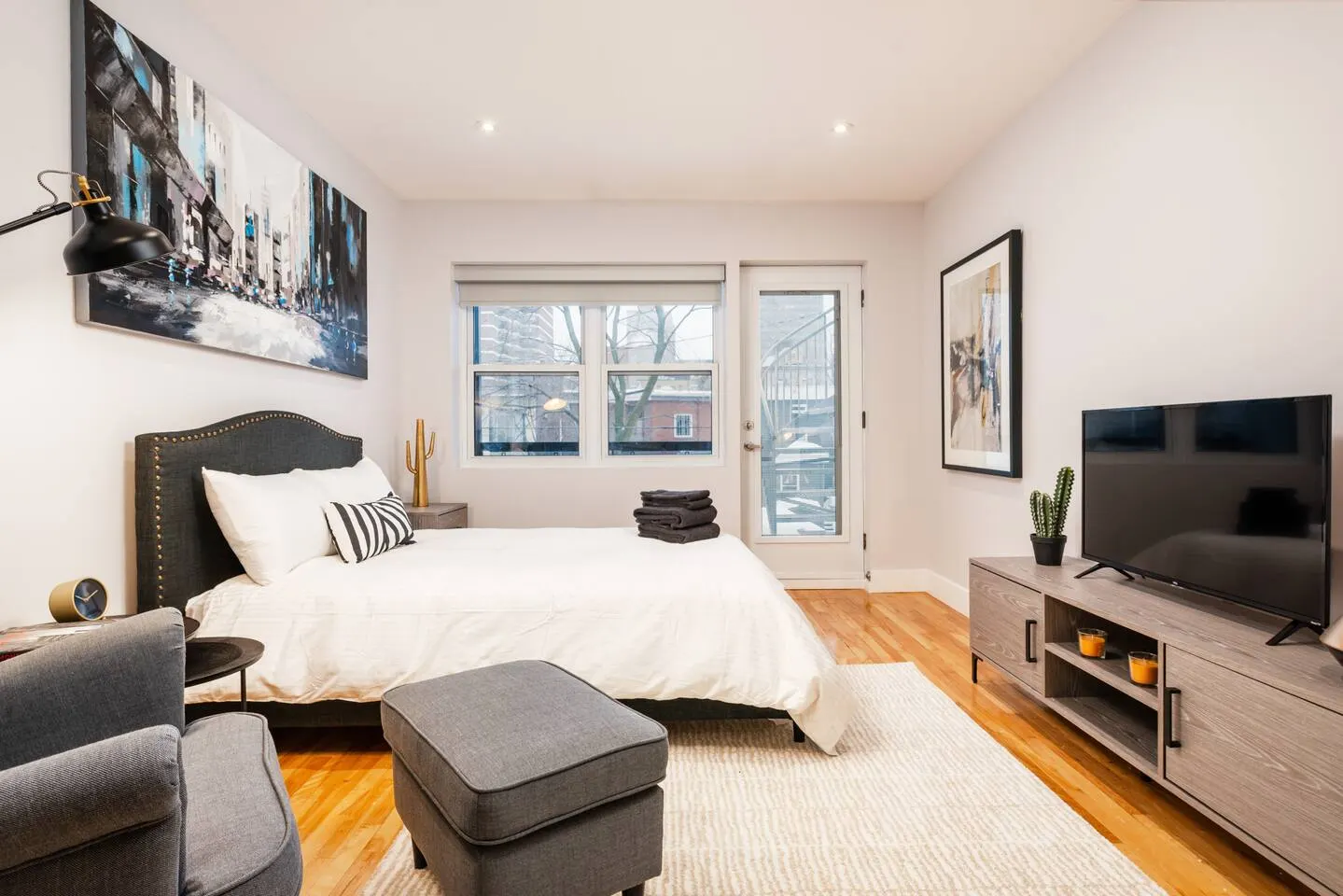 Stunning Flat in the heart of the Plateau 6
