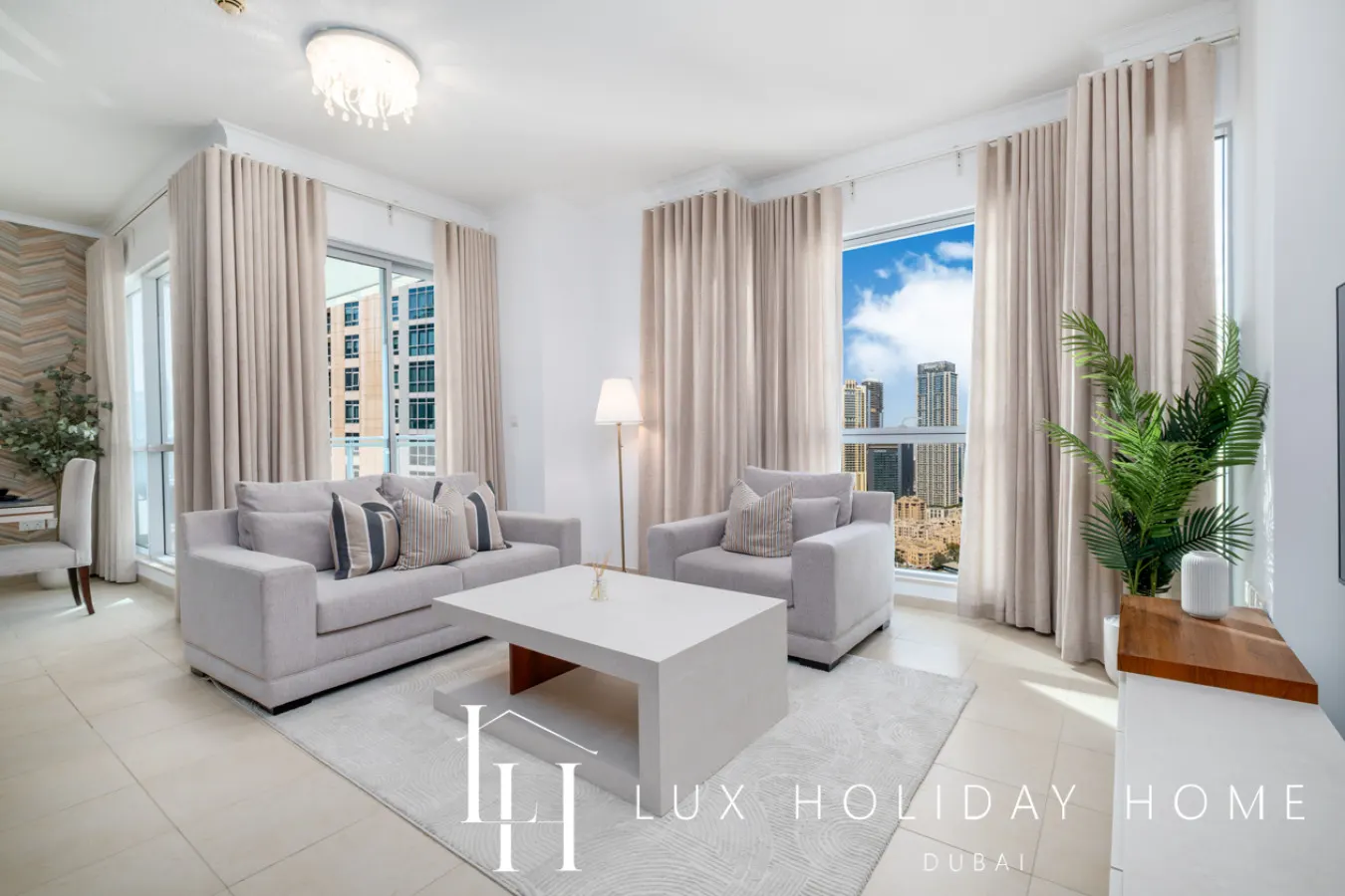 LUX The Burj Khalifa Fountain View Suite 3 3