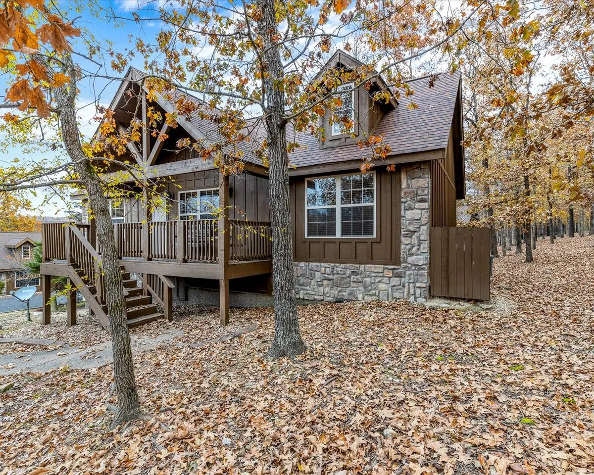 Cozy Stonebridge Cabin 2 King Suites, Heated Porch 3