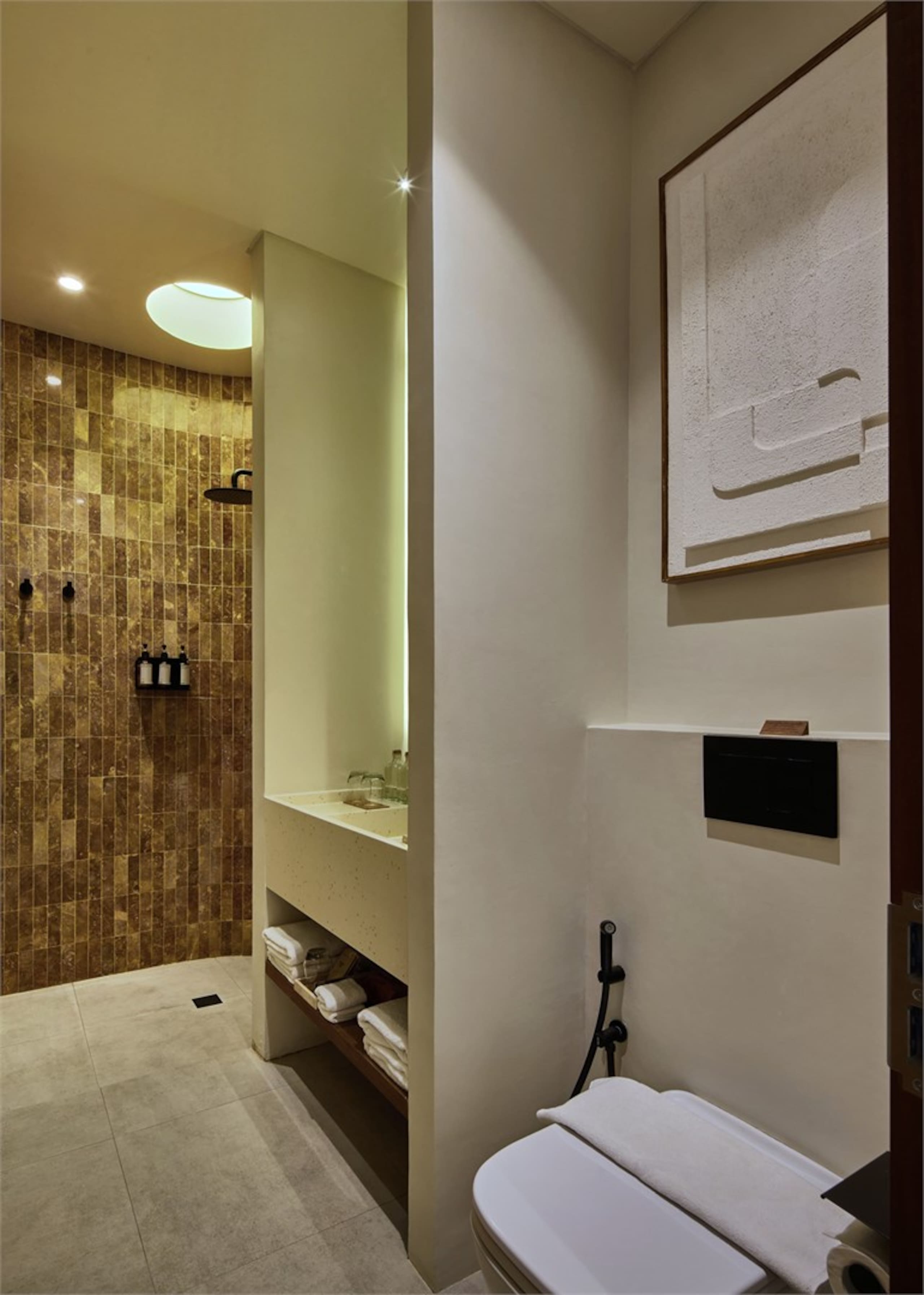 Elegant 3BR Garden Villa 22