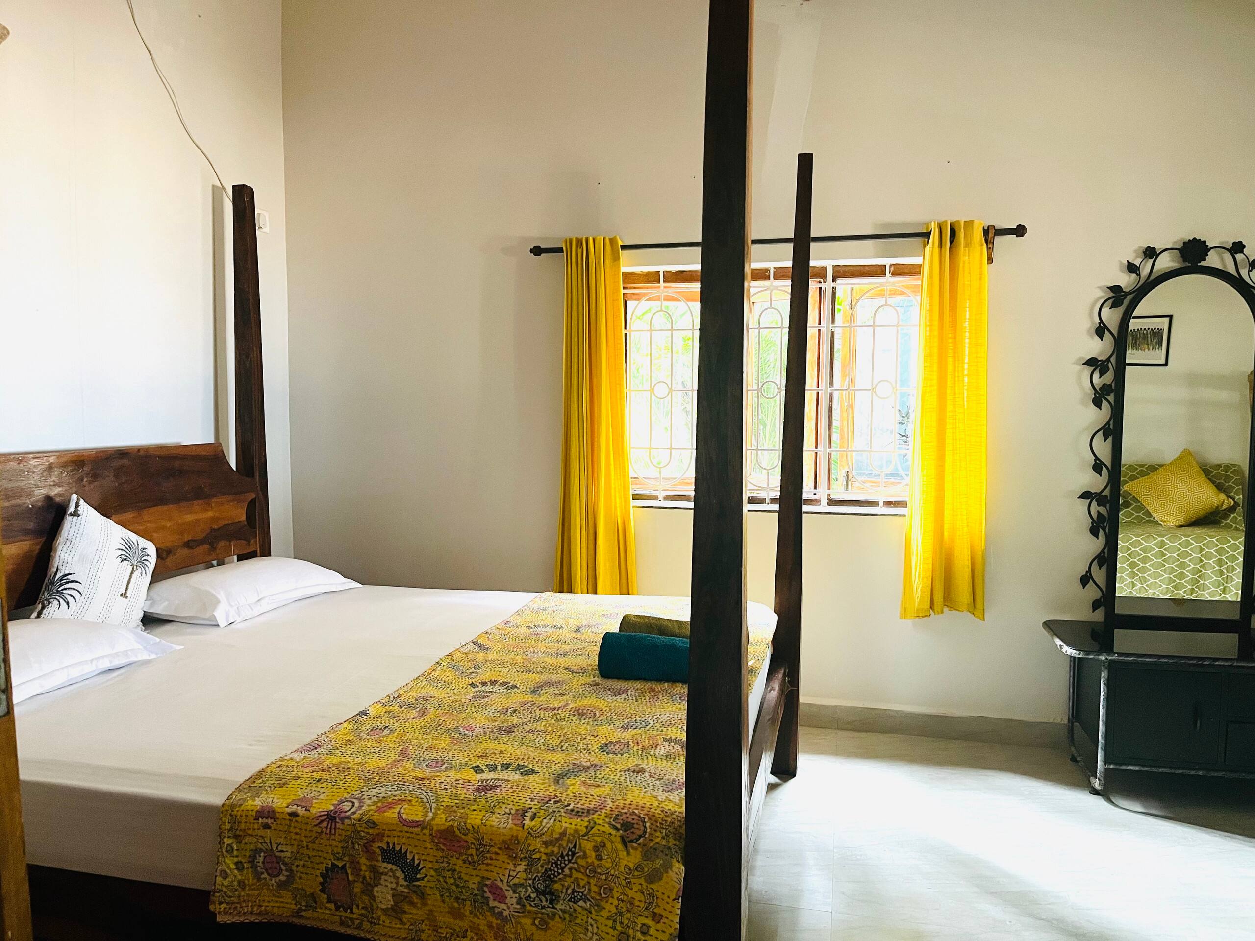 Tulsi Beach House, Talpona 8