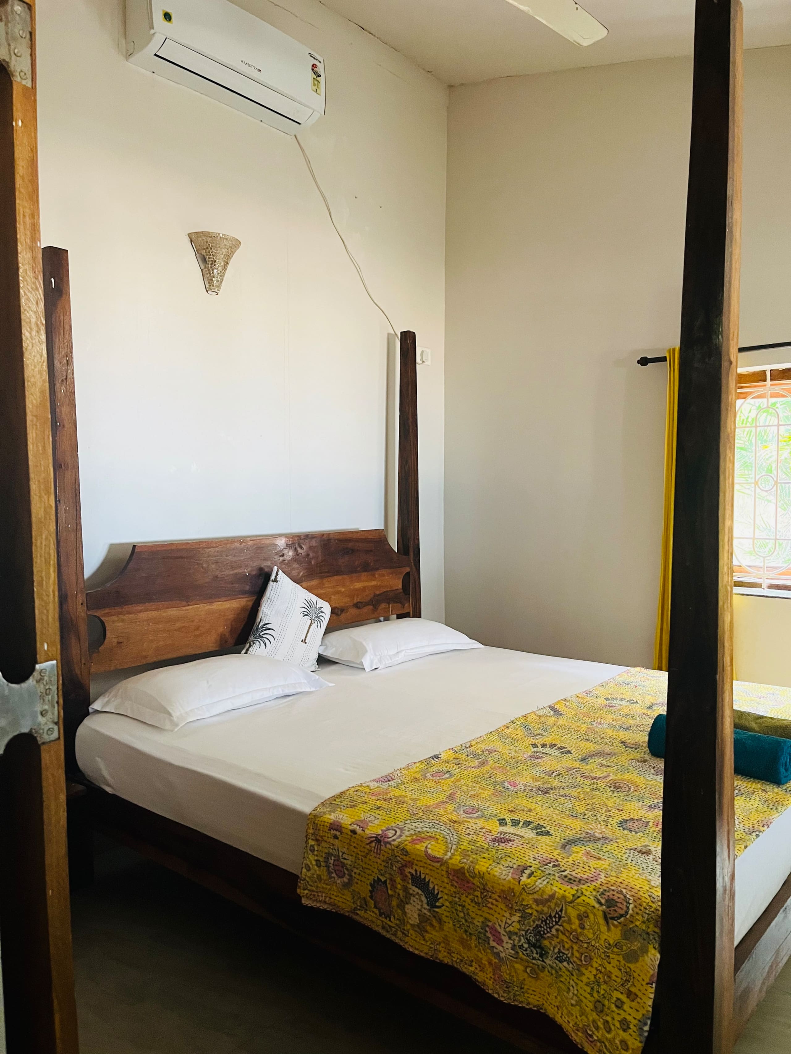 Tulsi Beach House, Talpona 11