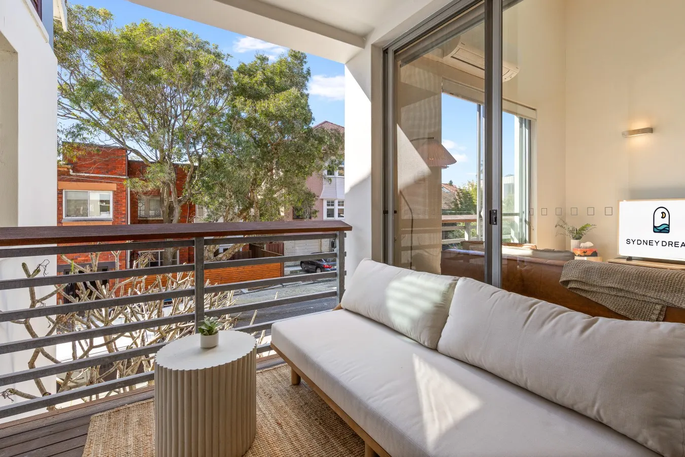 Sunny Balcony, Luxury in the Heart Of Bondi Beach 6