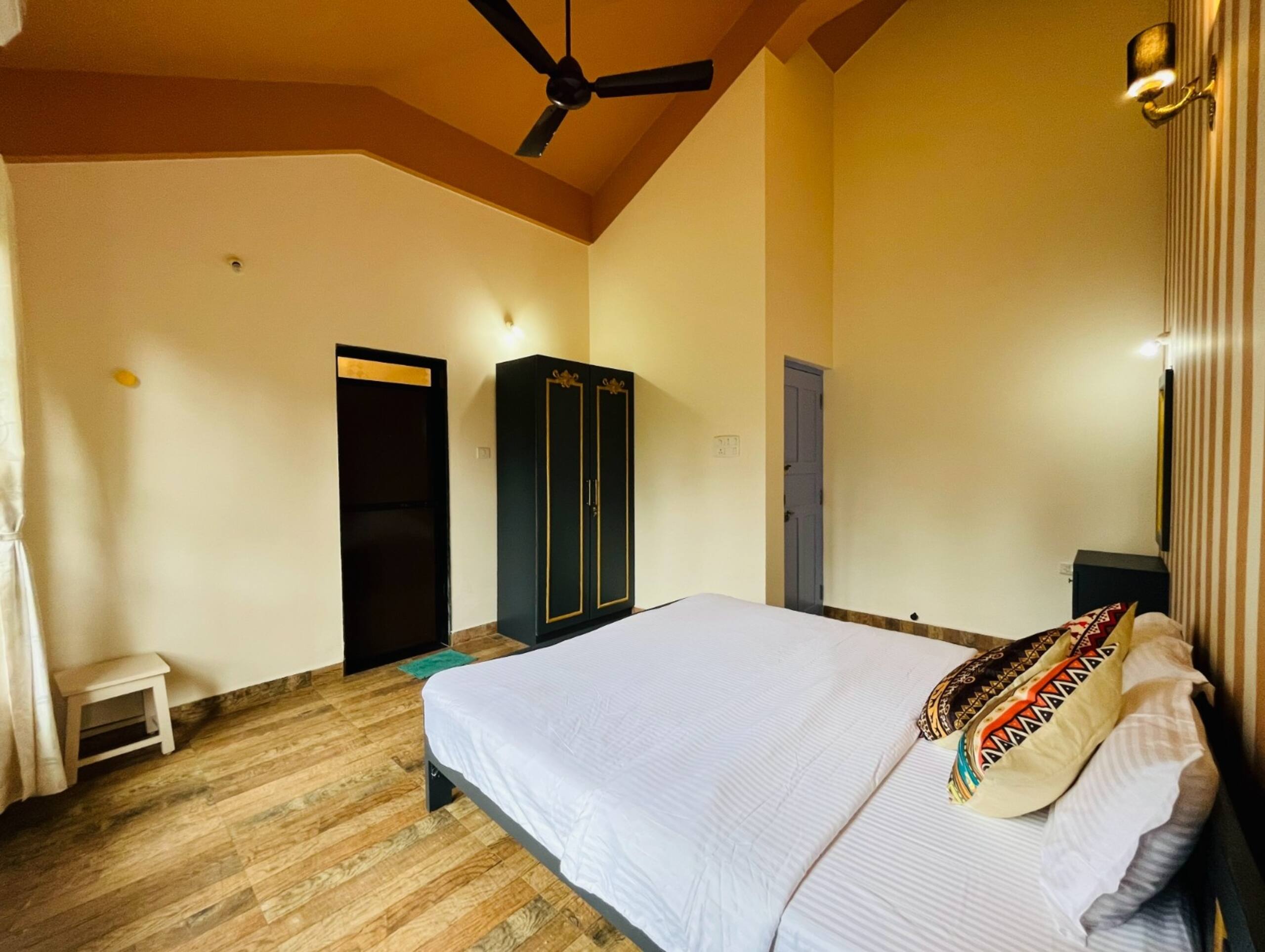 Aira Villa- 4 bhk villa close to Morjim Beach 9