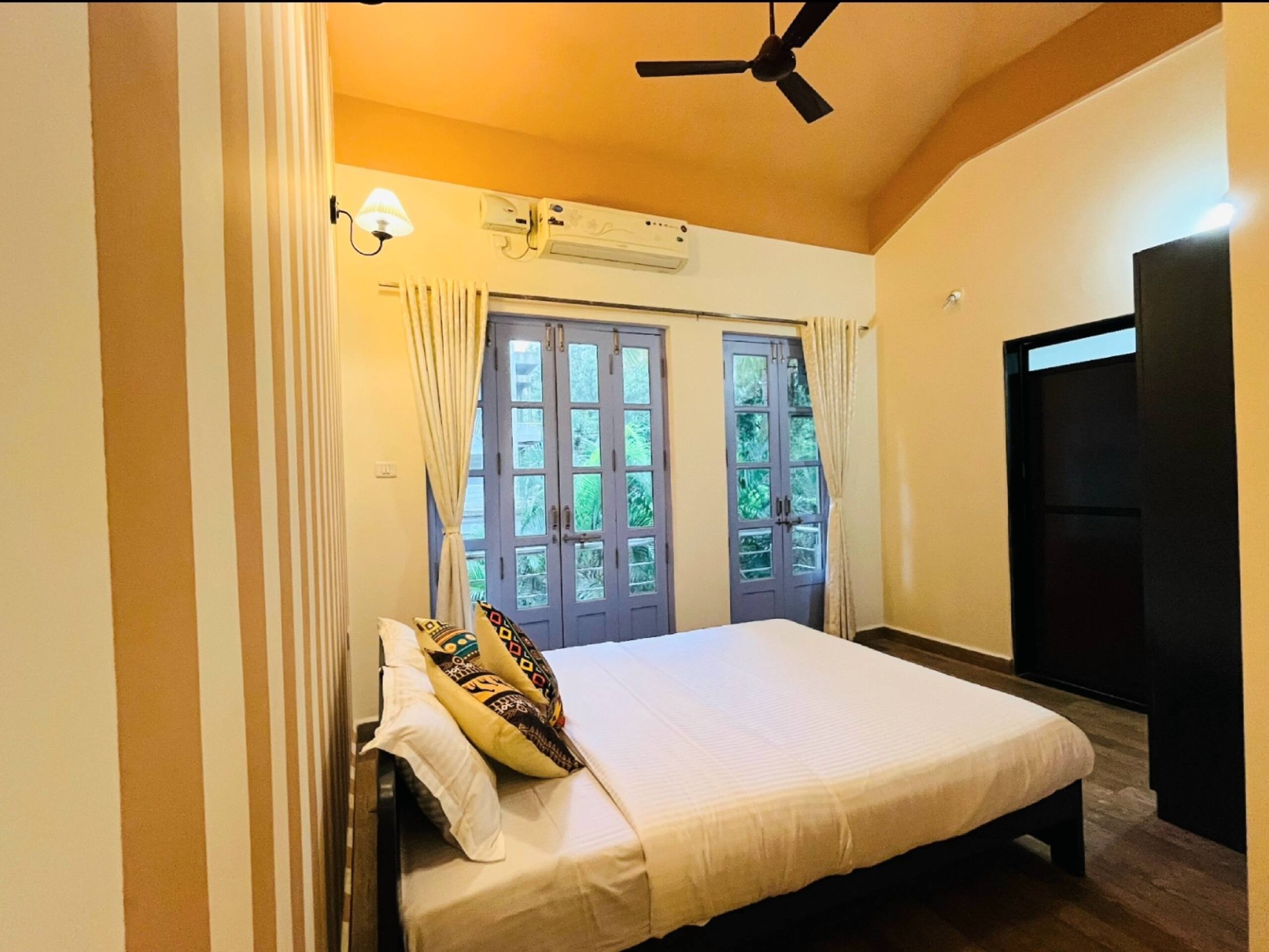 Aira Villa- 4 bhk villa close to Morjim Beach 6