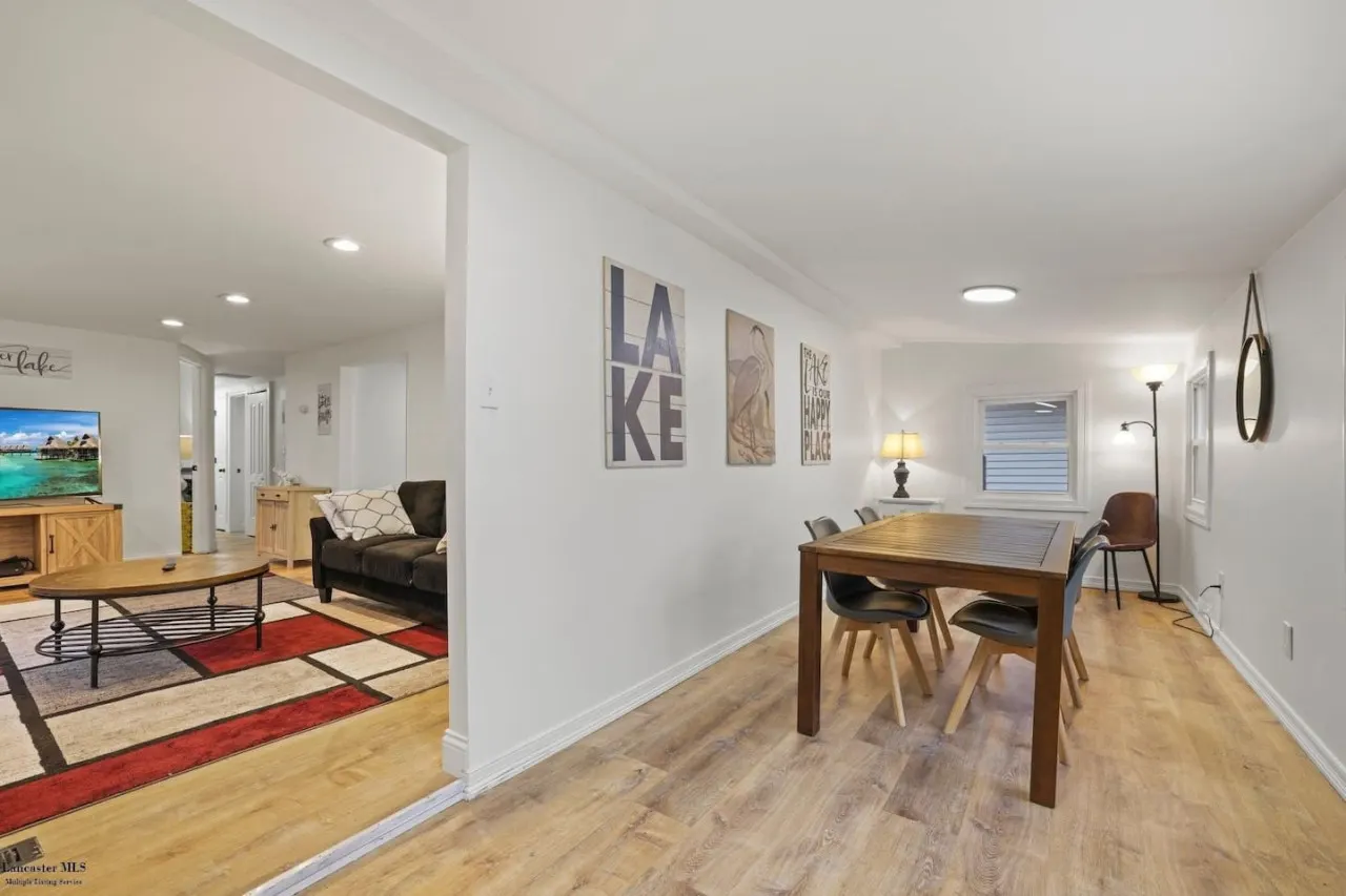 Corporate Cottage on Circle 13
