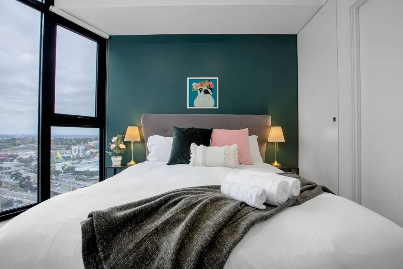 Lina: 2 Bed, 1 Bath Apartment 11