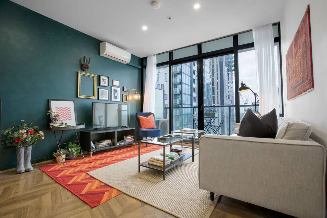 Lina: 2 Bed, 1 Bath Apartment 7