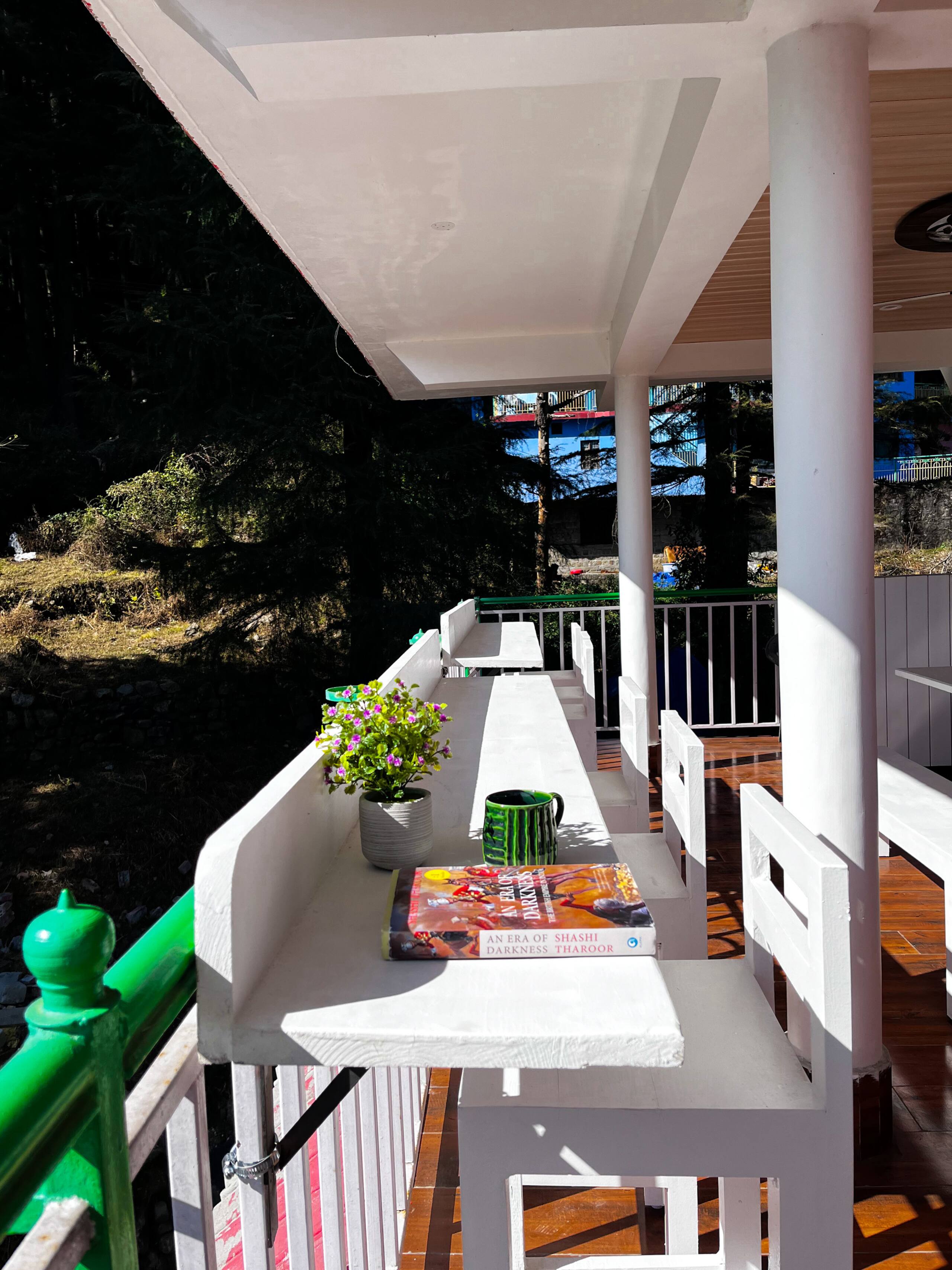 Studio Oak | Mountain View | Yutori Stays 14