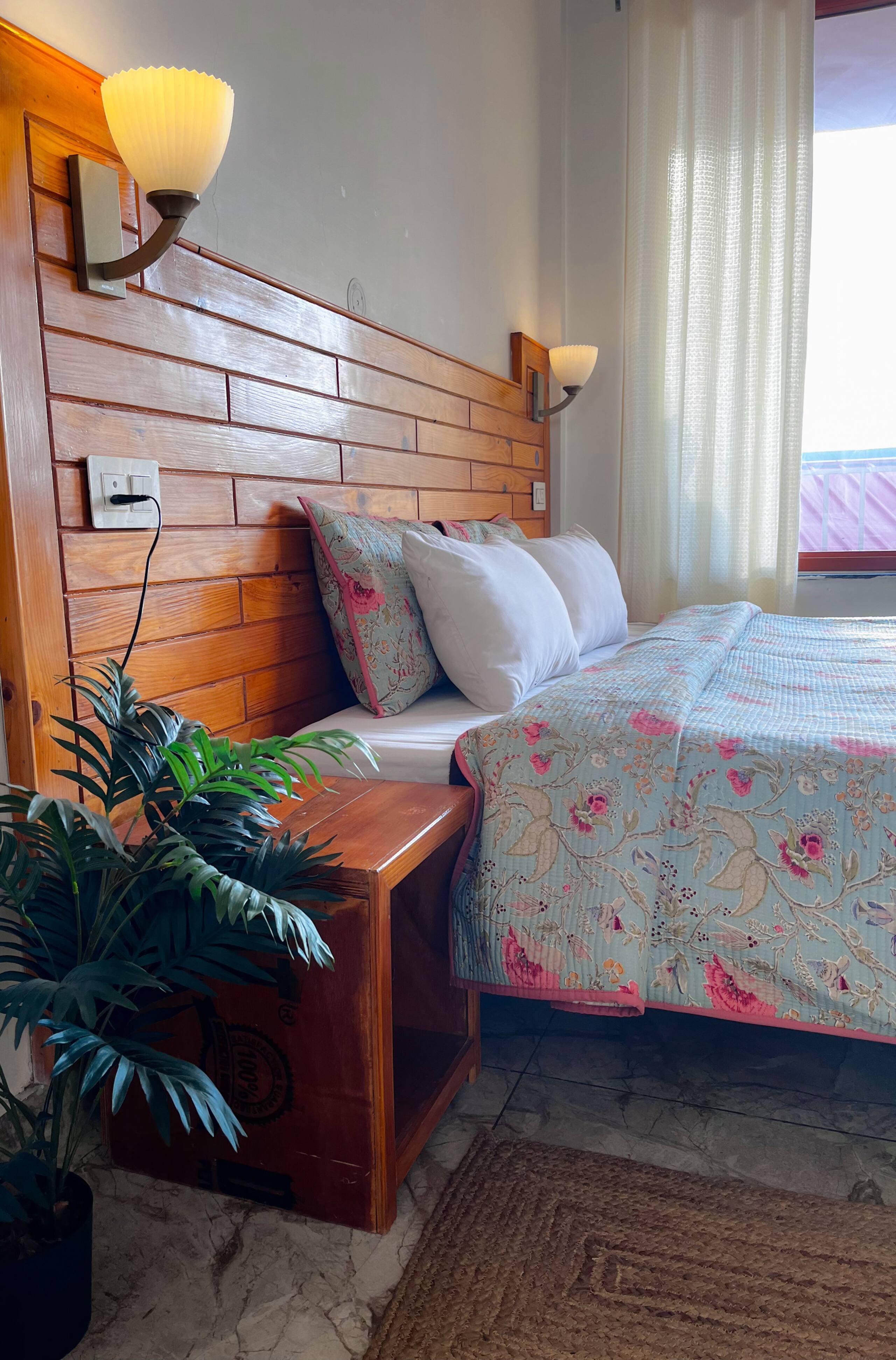 Studio Oak | Mountain View | Yutori Stays 3