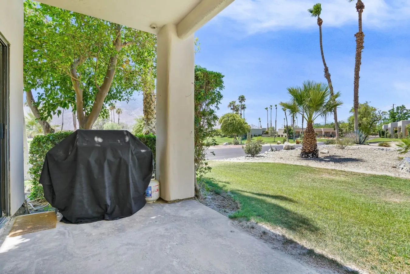 Desert Princess: Cathedral City, CA 17