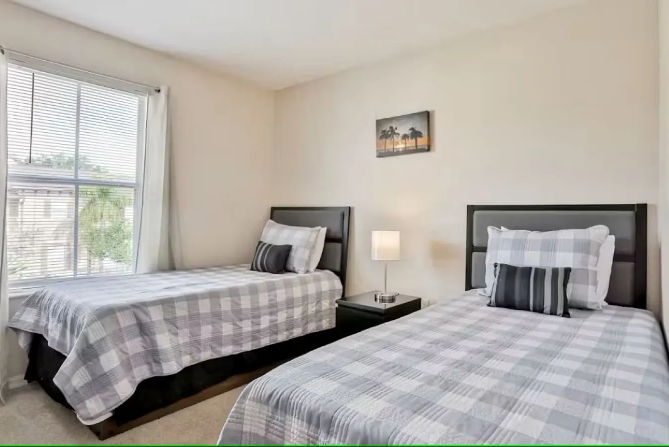 3 Bedroom Townhome - Palms Oasis at Regal Palms 6