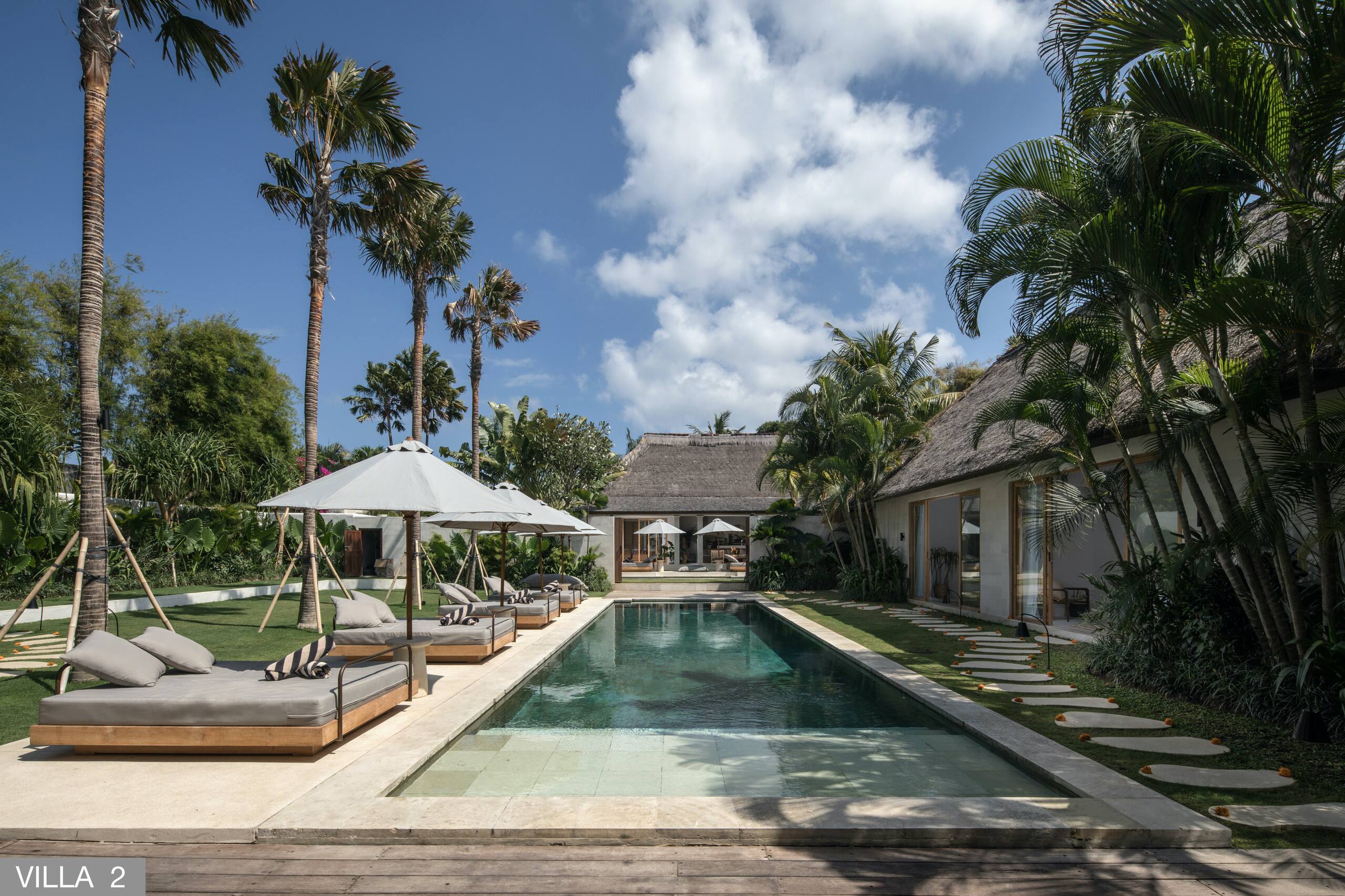 Designer Lux 4 Bed Villa near Beach & KuDeTa — photo 2
