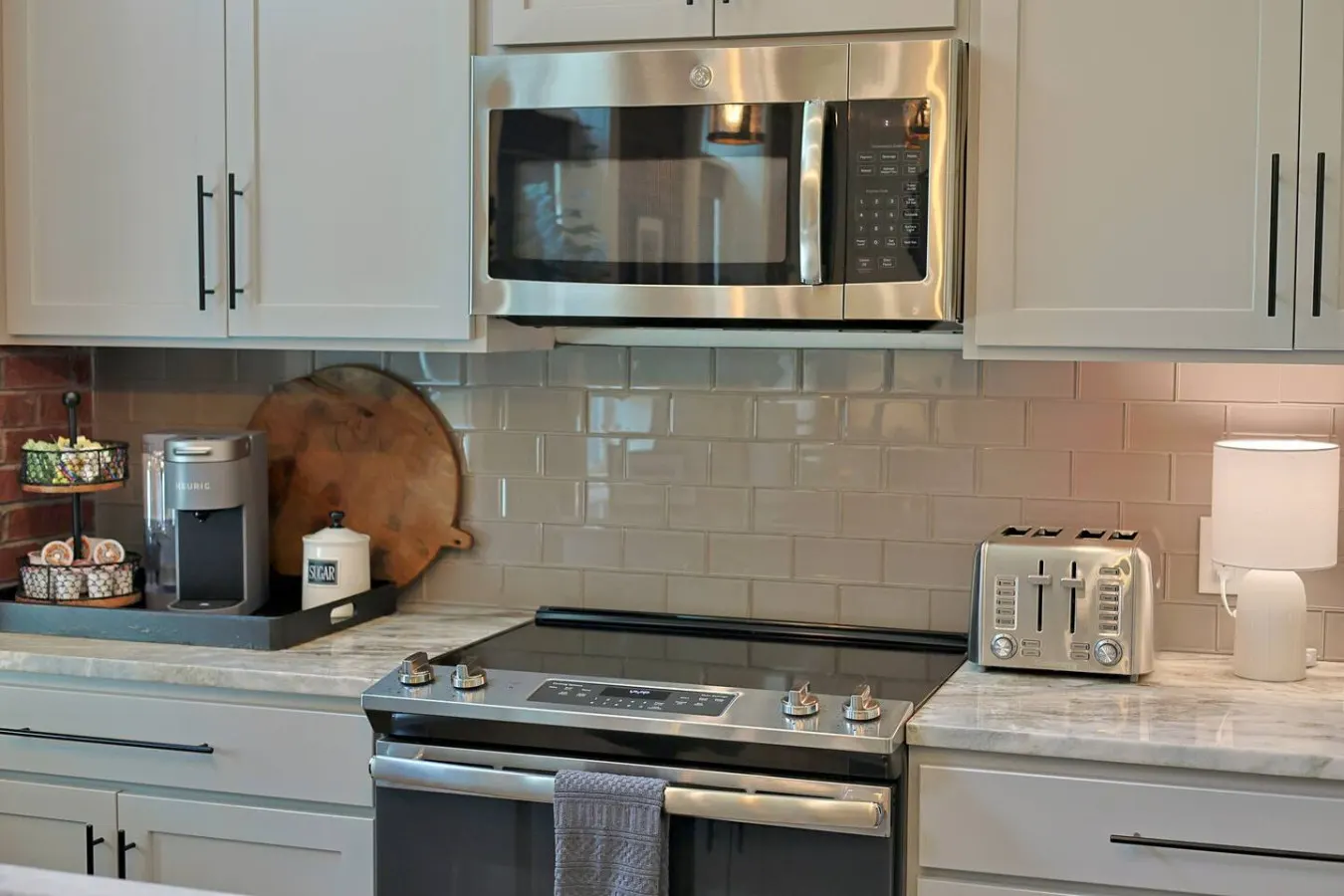 ⁂ Luxury Condo in Quiet Downtown Area ⁂ 18