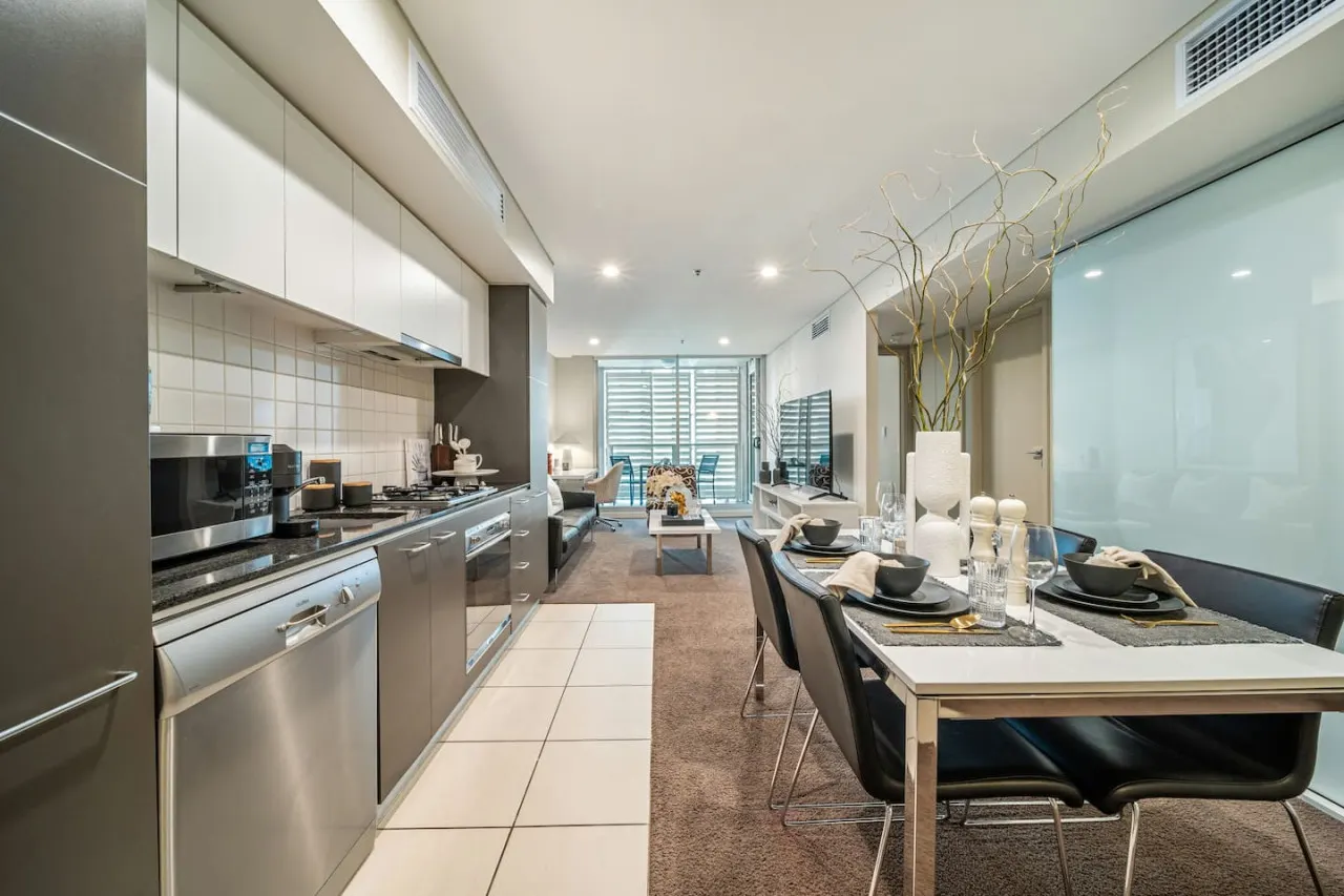 Illuminate North Terrace—Executive CBD Living 10