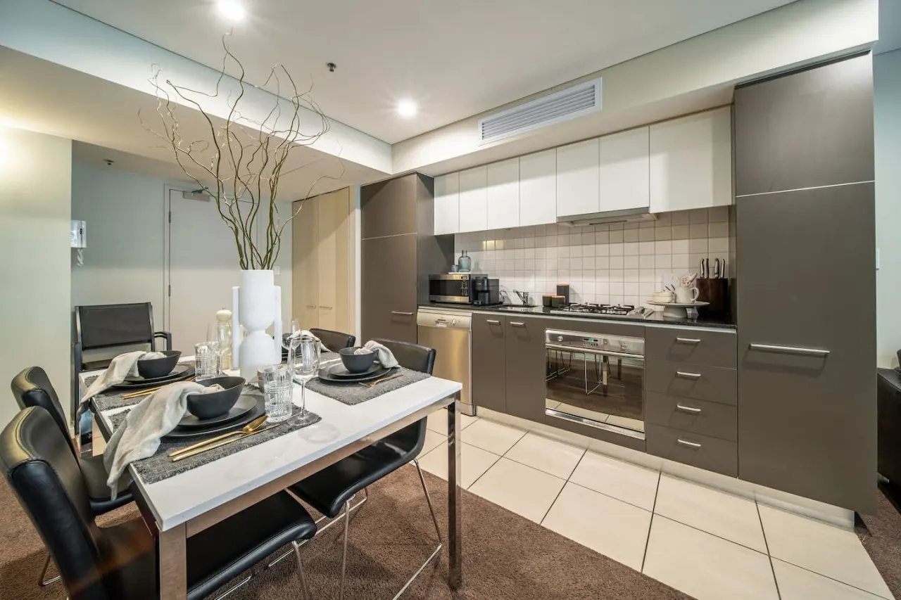 Illuminate North Terrace—Executive CBD Living 6