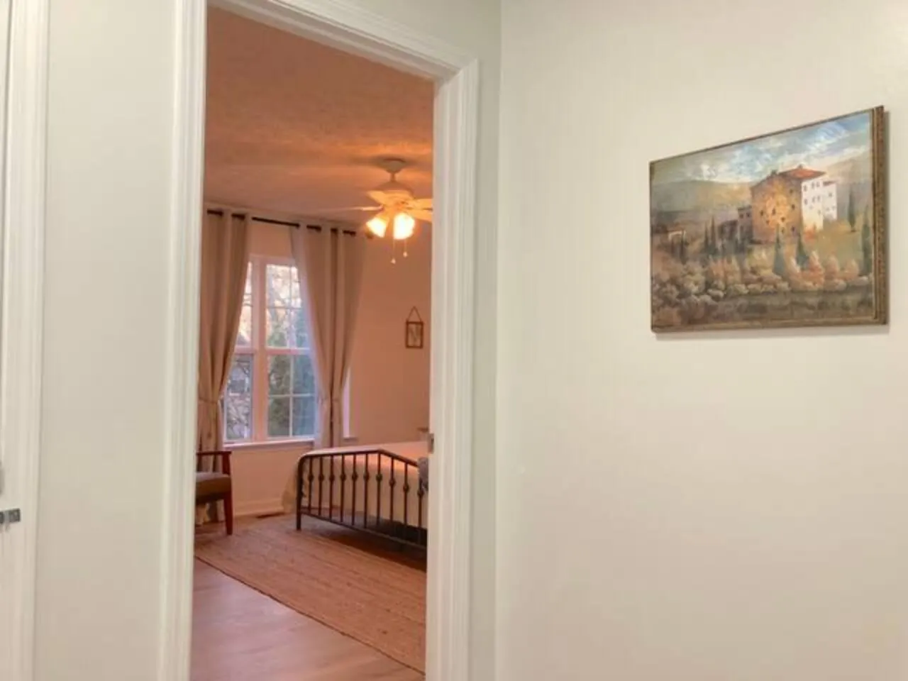 Charming Townhouse Close to Lakepoint with 2 Be/Ba 20