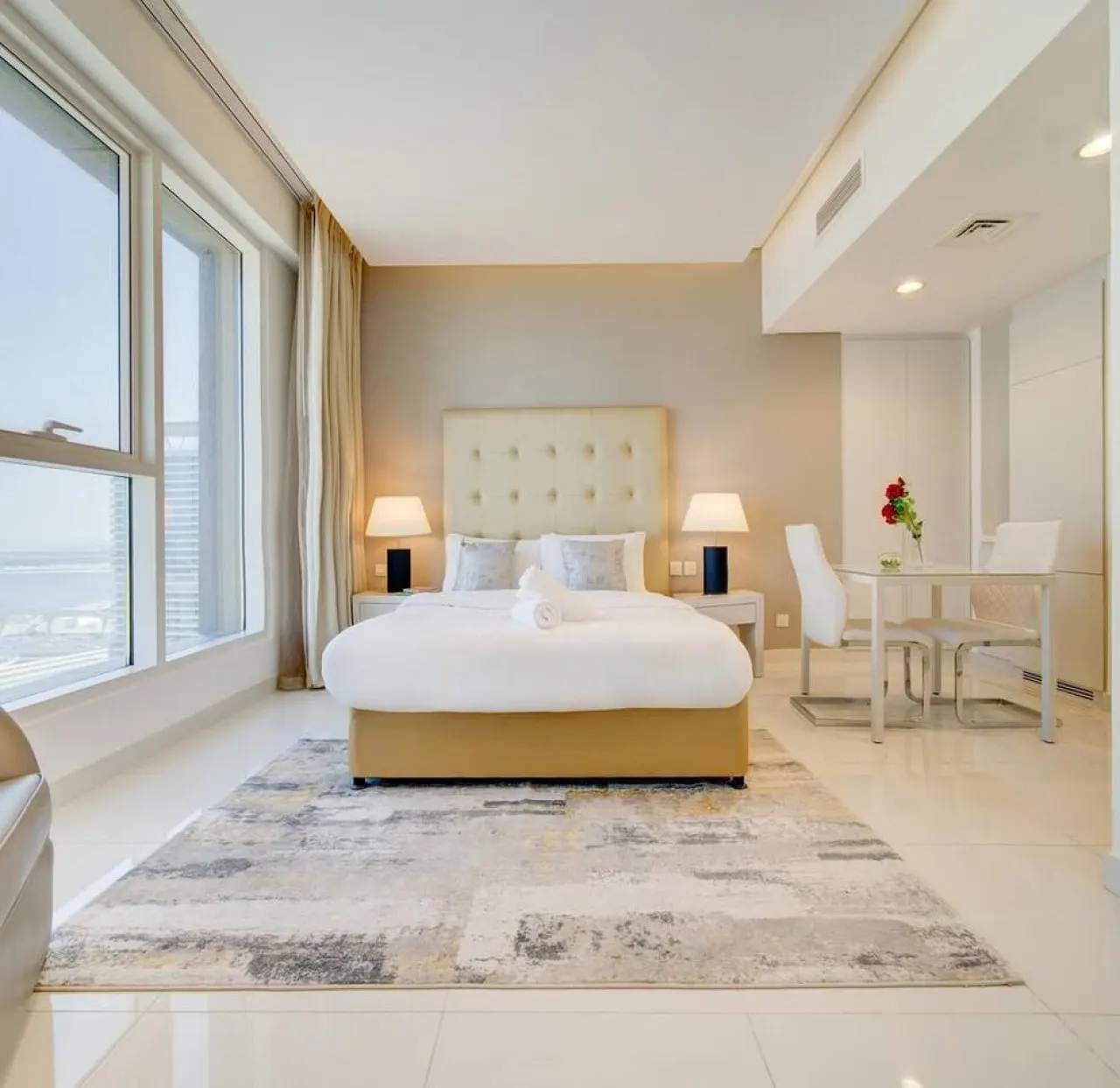 Cozy Studio Hideaway in Luxe Business Bay 1