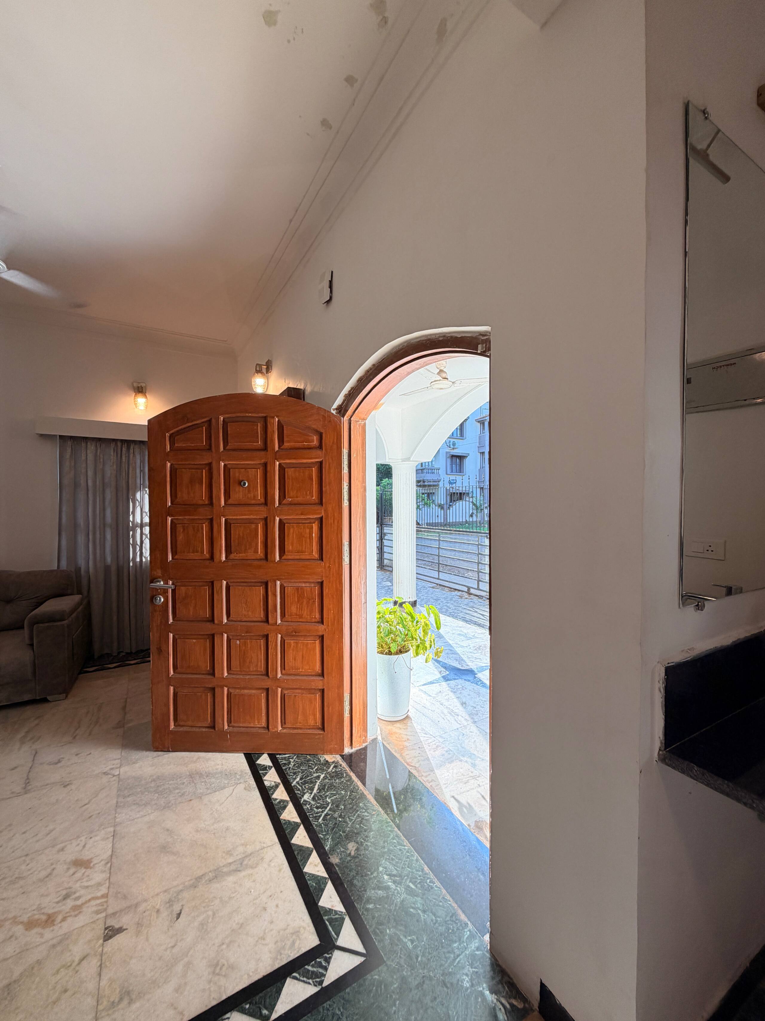 Sea View 4BHK Private Pool Villa in North Goa 11