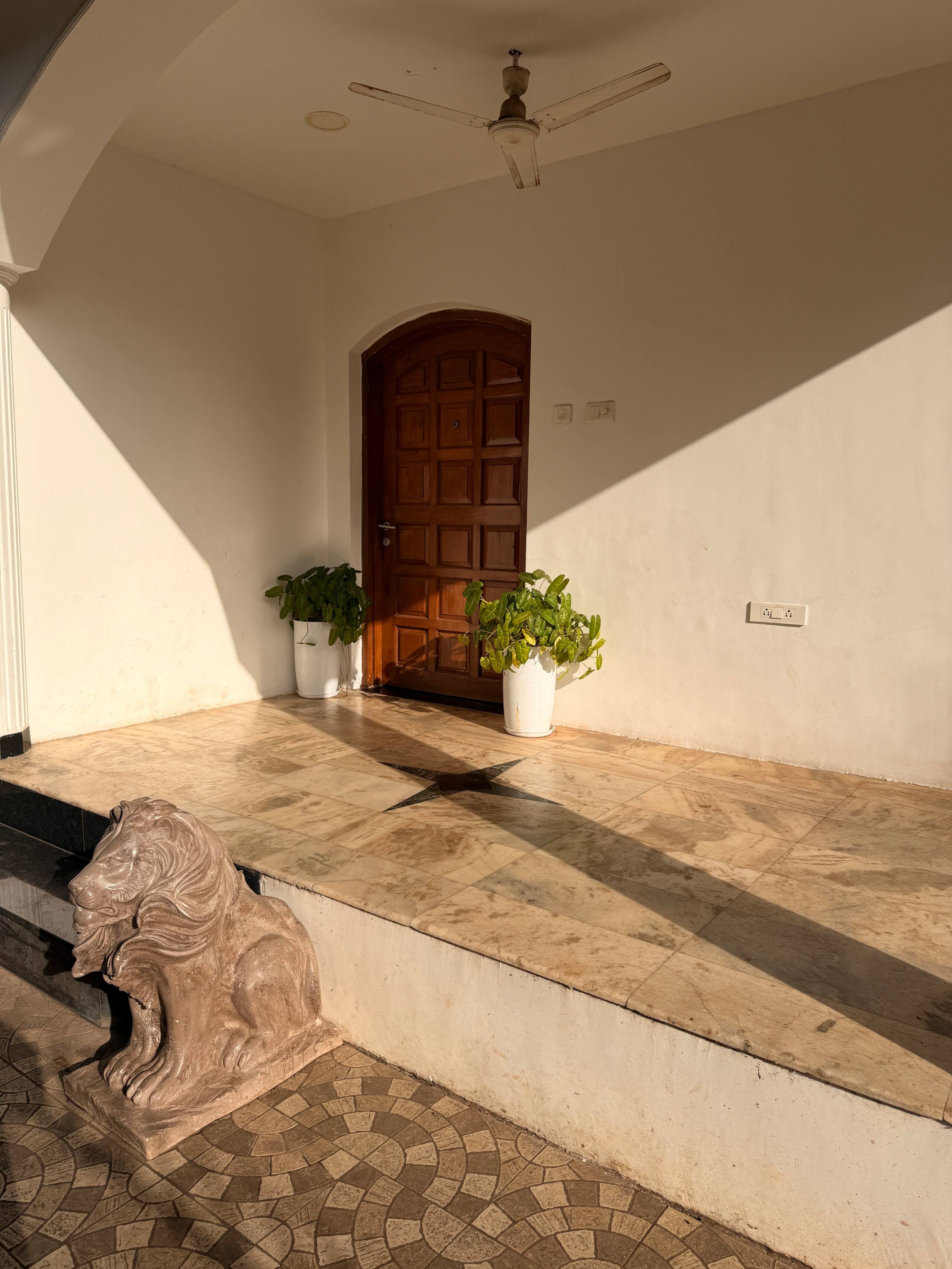 Sea View 4BHK Private Pool Villa in North Goa — photo 3