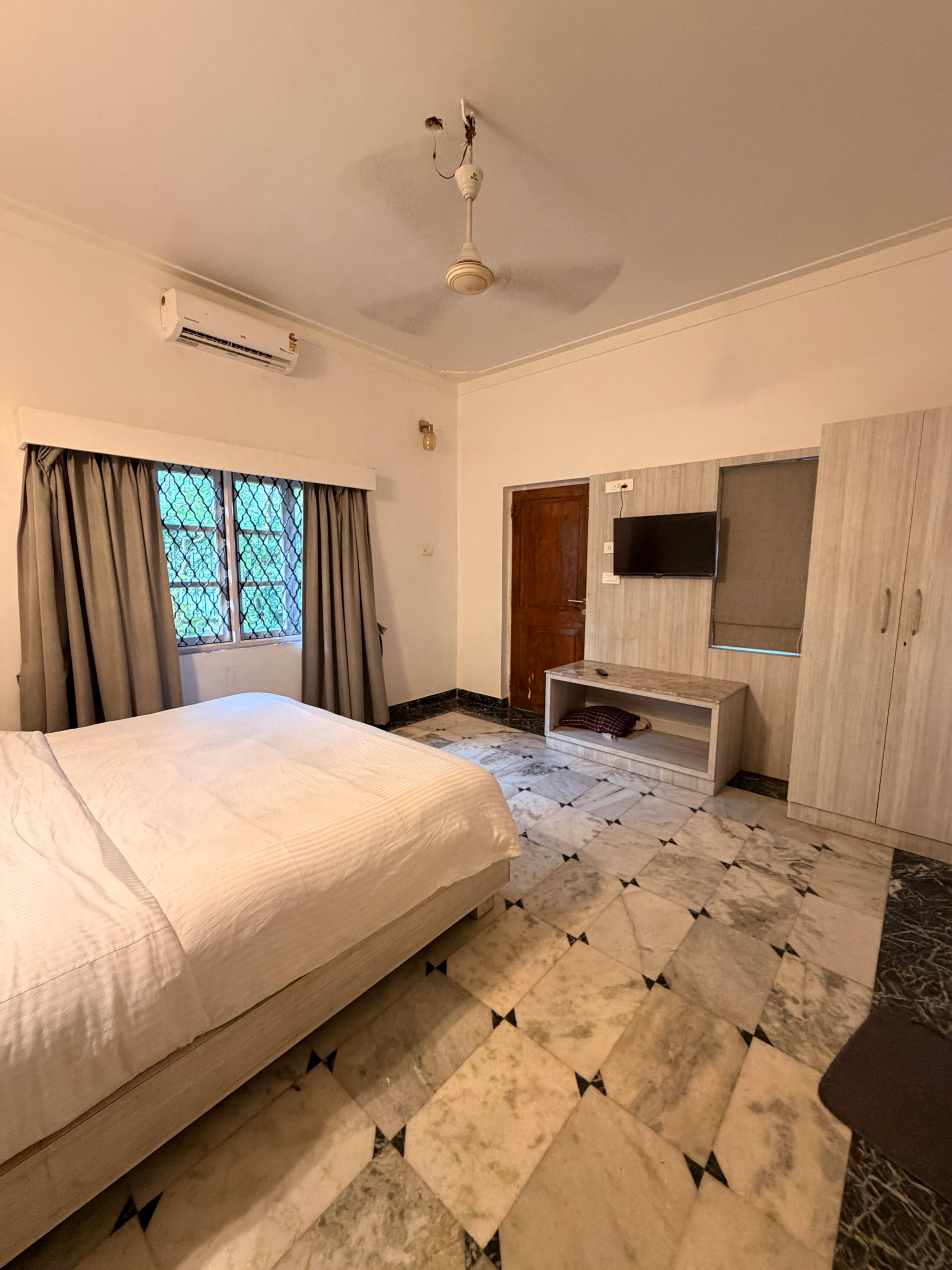 Sea View 4BHK Private Pool Villa in North Goa 18