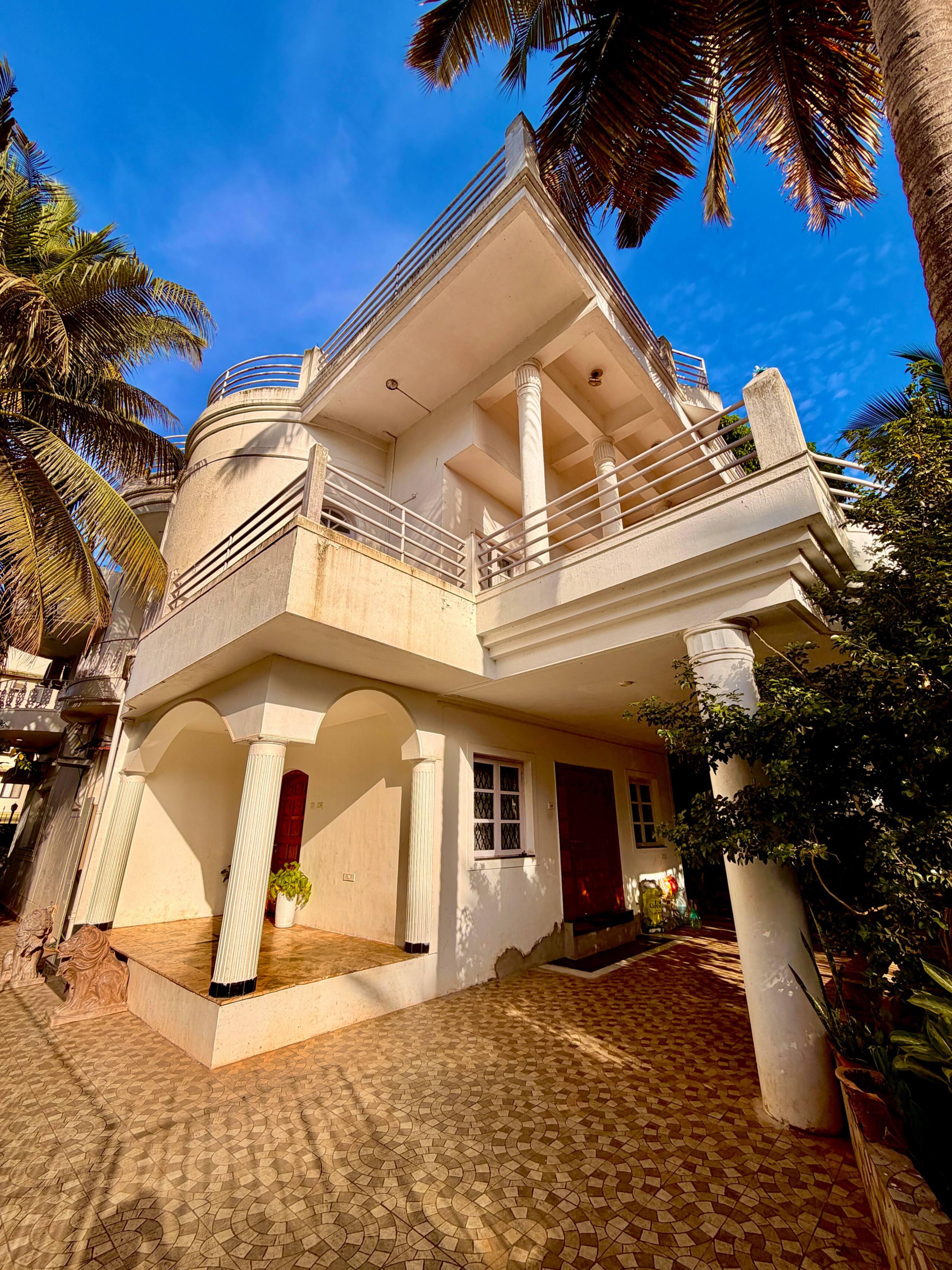 Sea View 4BHK Private Pool Villa in North Goa — photo 4