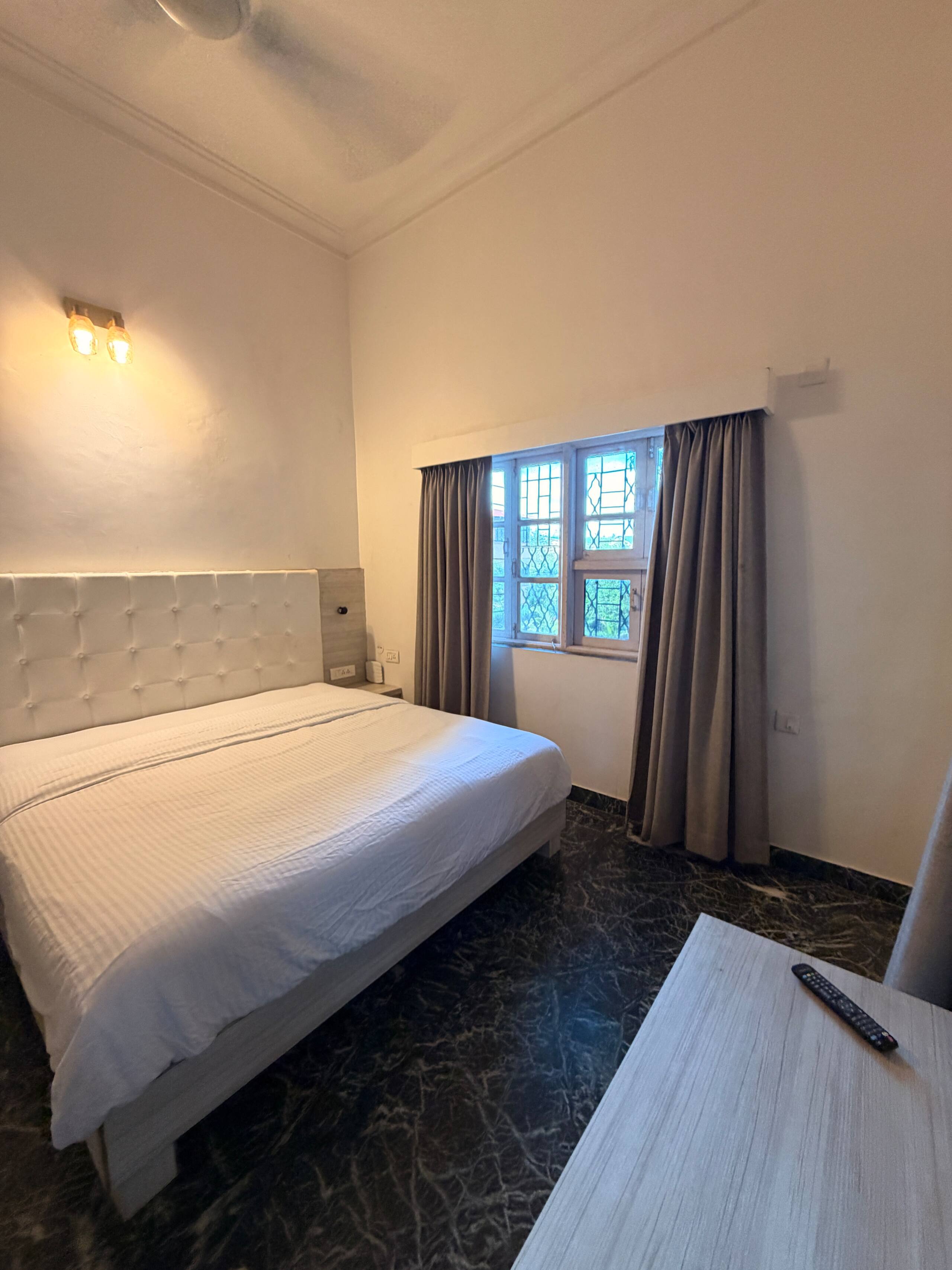 Sea View 4BHK Private Pool Villa in North Goa 24