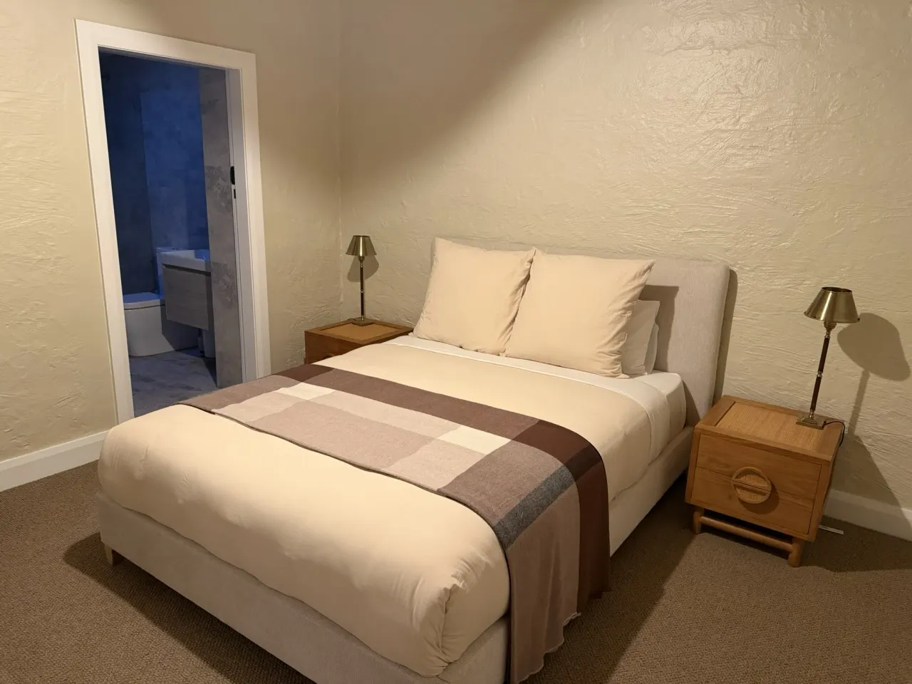 Willenber Farm – Historic Farmhouse Escape 16