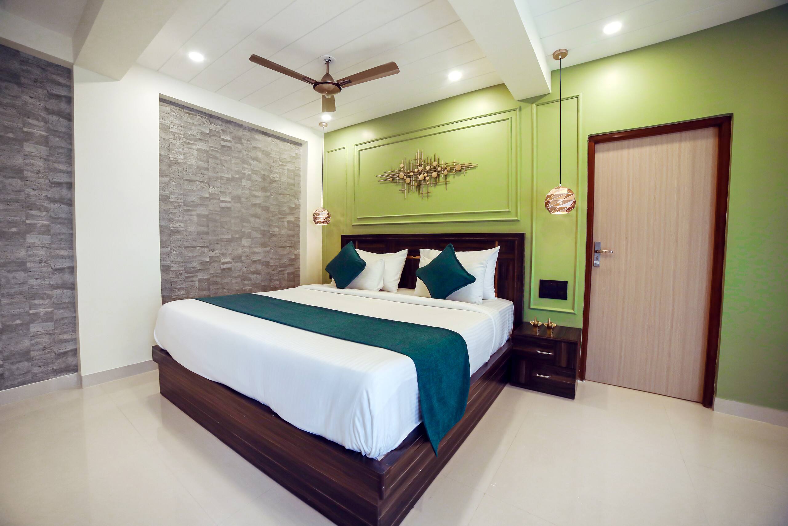 Unplug 2.0- Luxury Private Pool 5BHK in South Goa 20