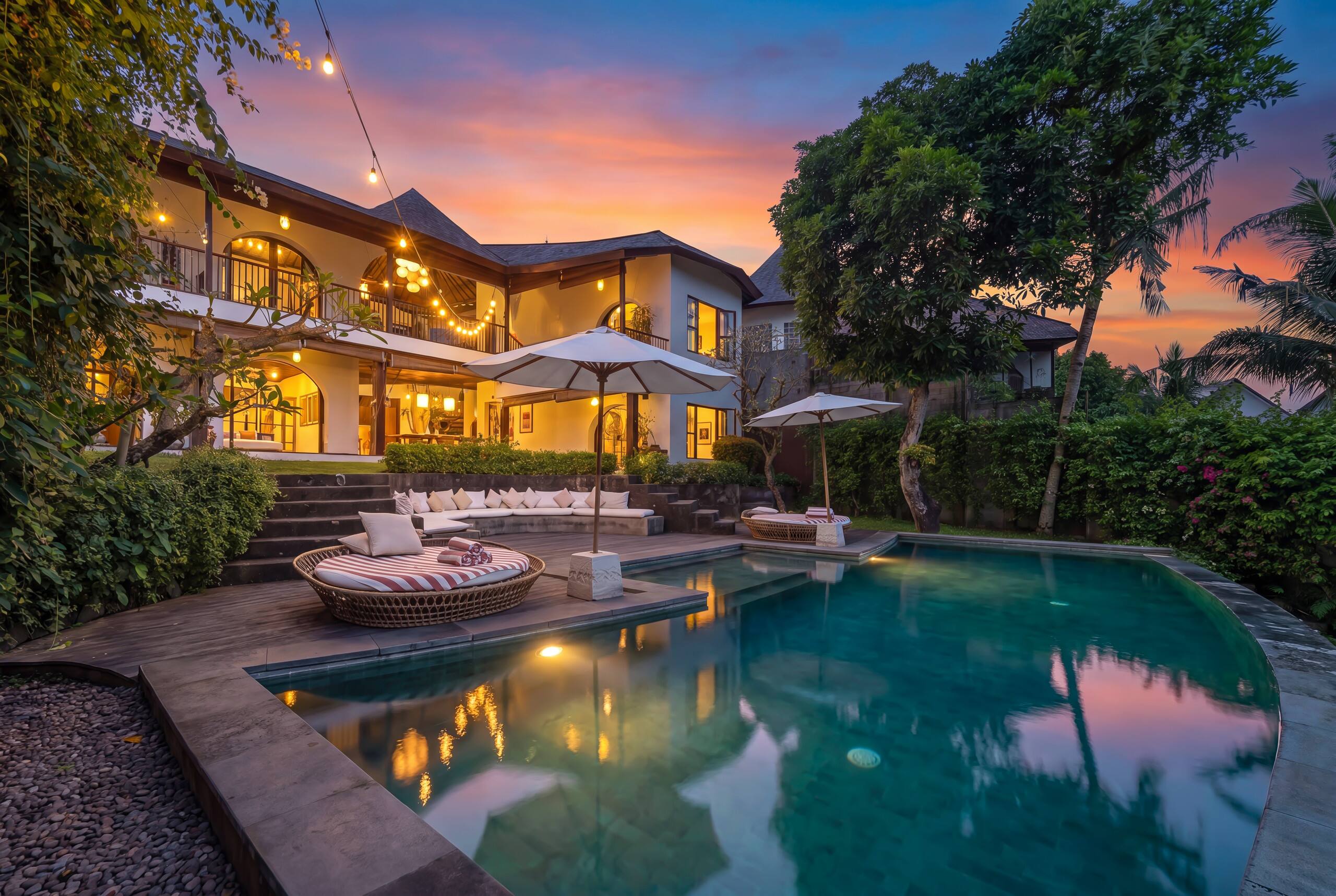 Villa Ora: Luxury Tropical 6BR Villa in Canggu!
