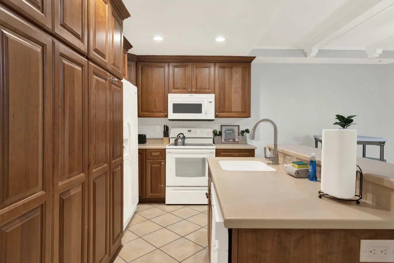 Beachside Colony Resort Unit 222B 8