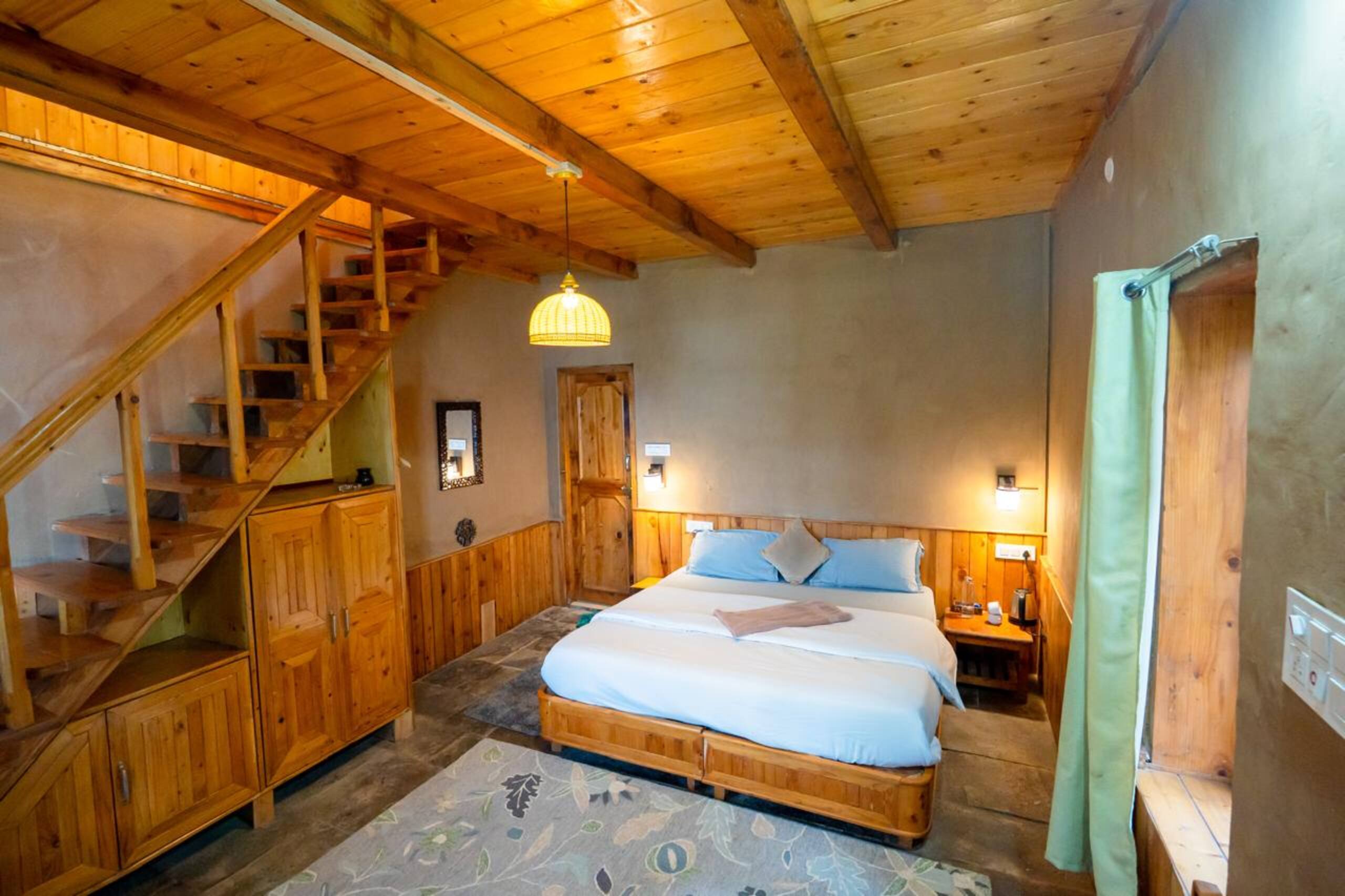 Wood Duplex | Mountain View | Jana Trails, Manali 3