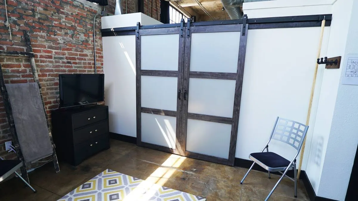 Lil' Mesquite at Behrens Lofts- Dwntwn Luxury Loft 11