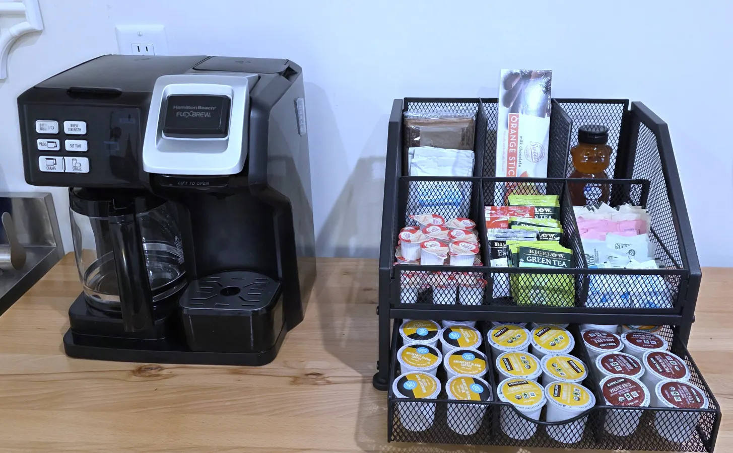 Private, Modern Casita, Coffee Bar, Wet bar — photo 2