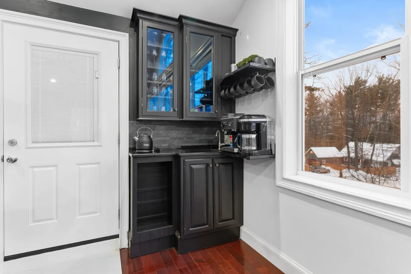 Wild, Wild West Side! Hot tub, Games, Dog Friendly 19