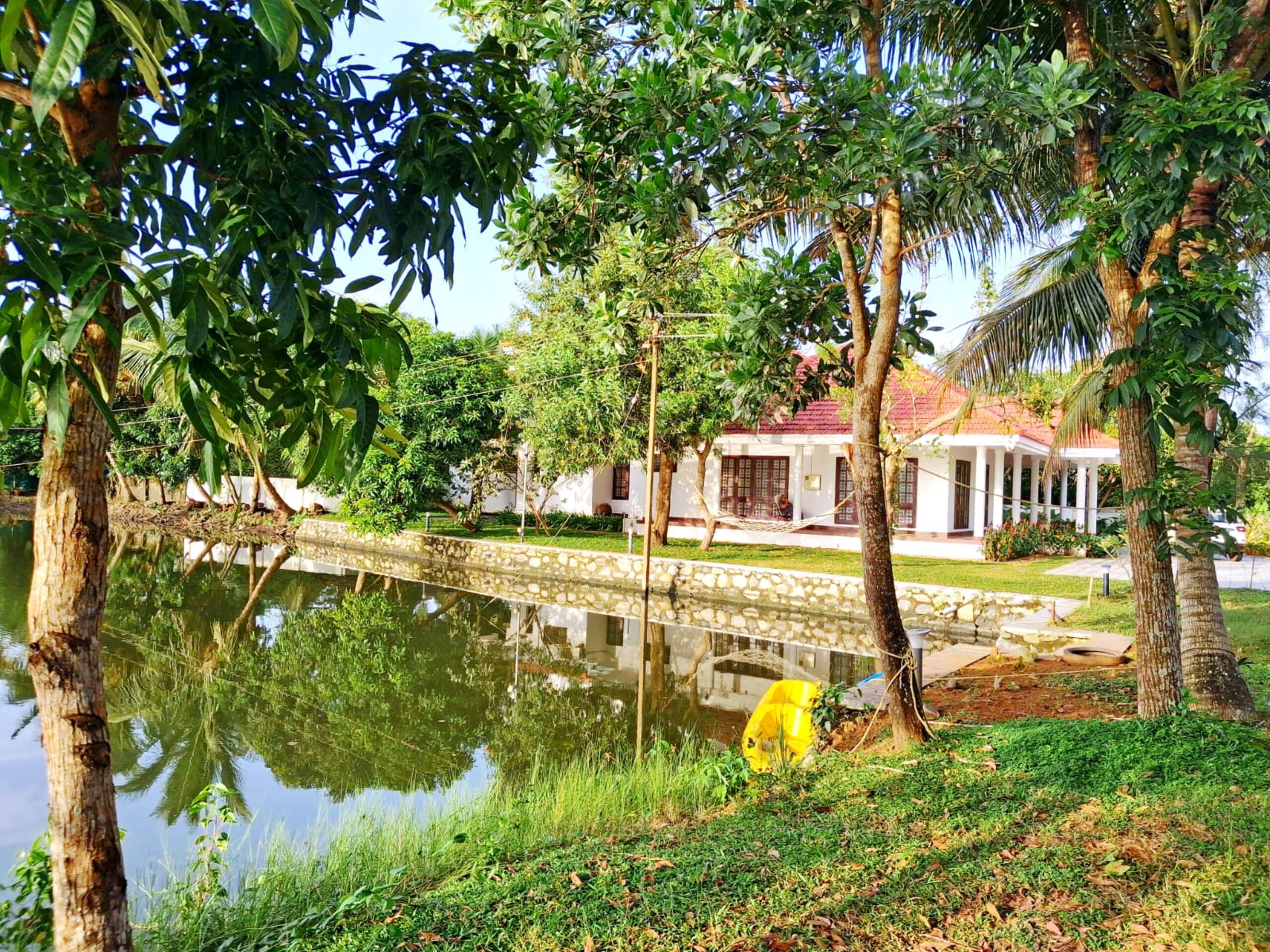 Anaara Escapes waterfront villa 39