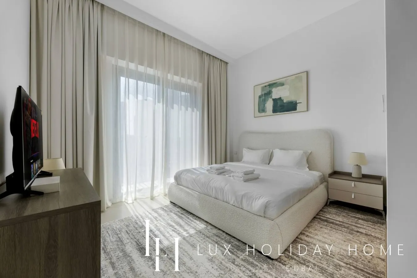 LUX The Rosewater Creek Suite 9
