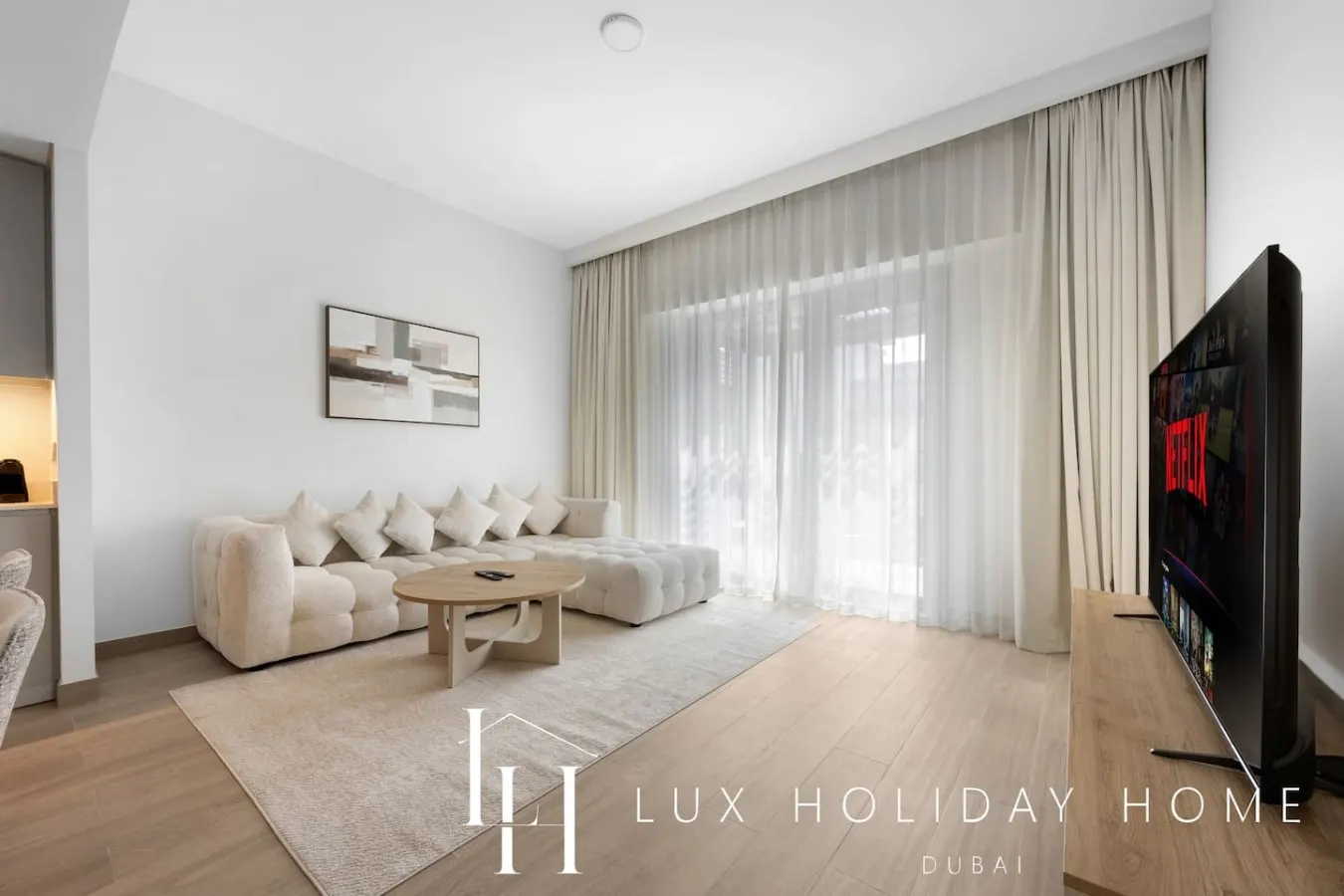 LUX The Rosewater Creek Suite 15